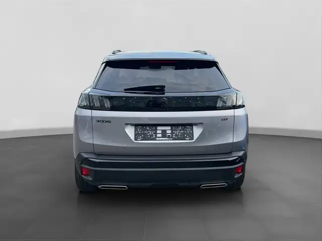Peugeot 3008 view 4