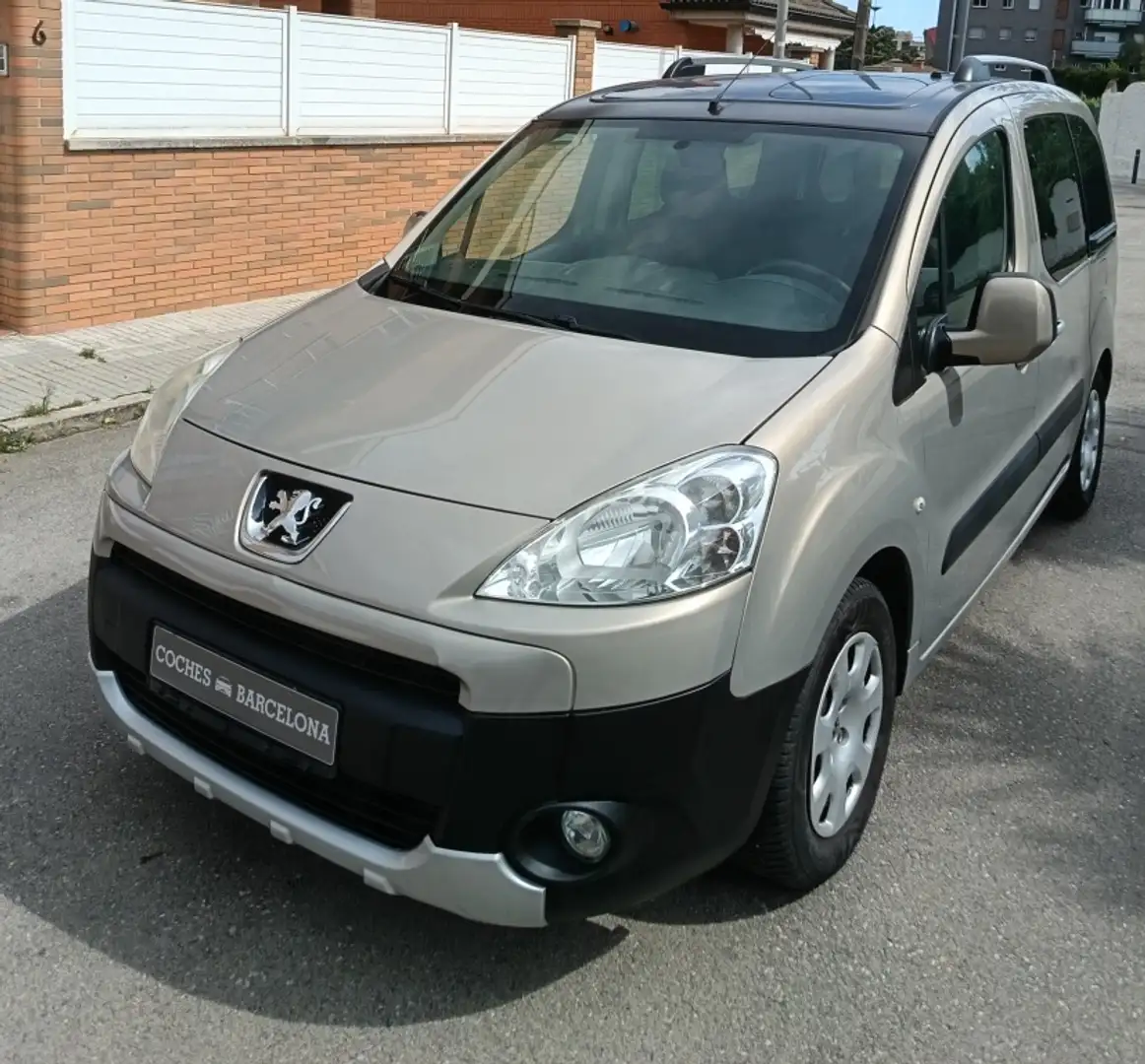 Peugeot Partner PEUGEOT Industrial  Manual de 5 Puertas Beige - 2