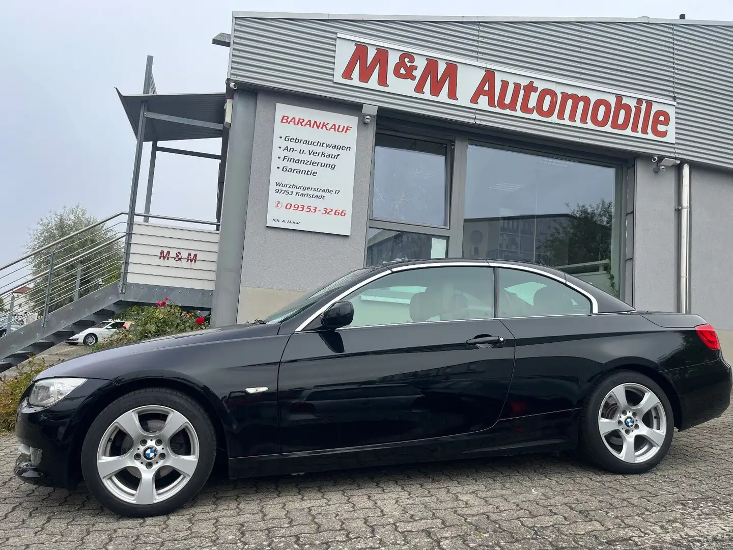 BMW 318 i Cabrio orig.86tkm *XENON+LEDER+PDC+SHZ+EU5* Schwarz - 1