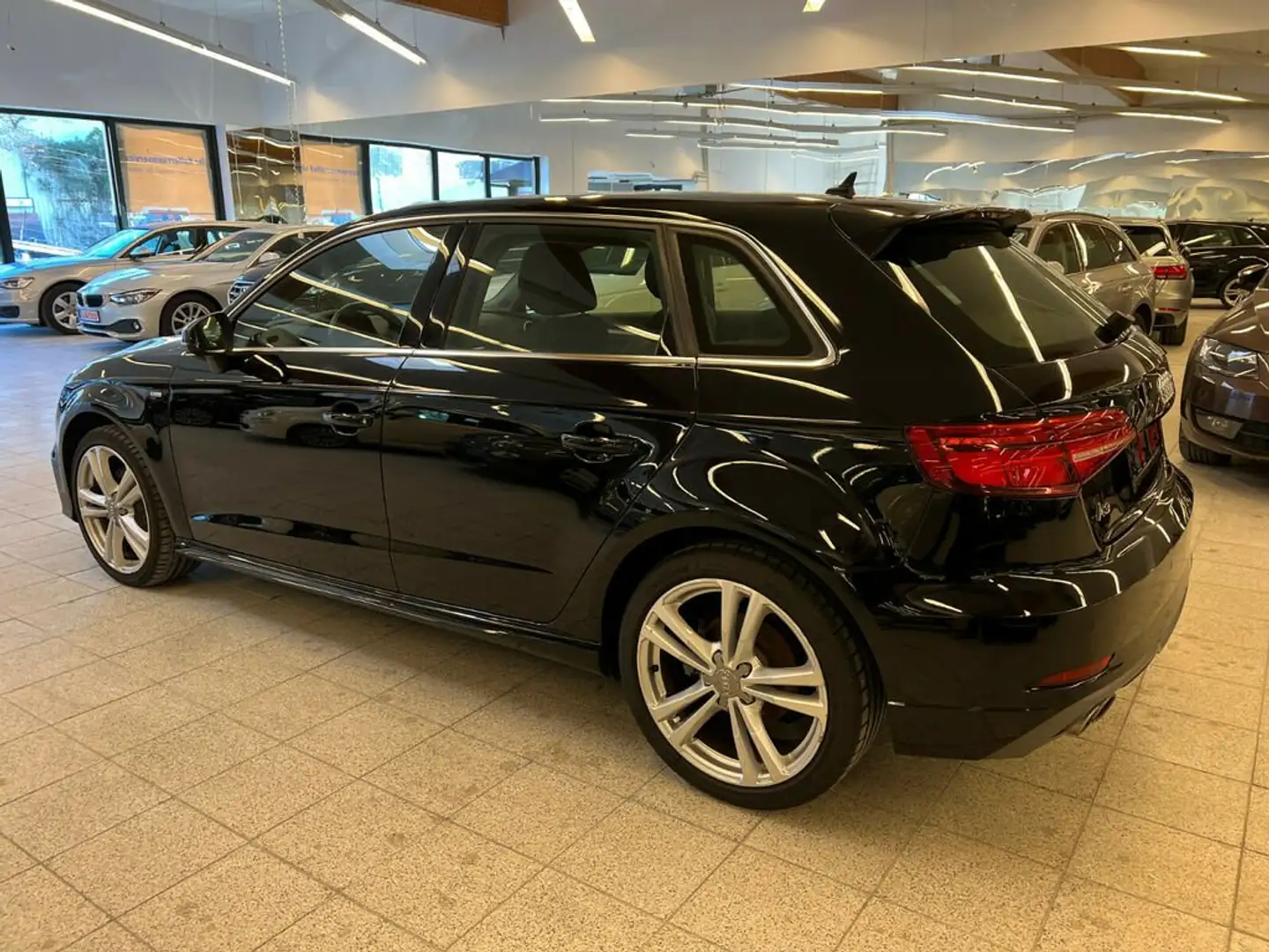 Audi A3 A3 Sportback 35 2.0 tdi Admired 150cv s-tronic Nero - 2