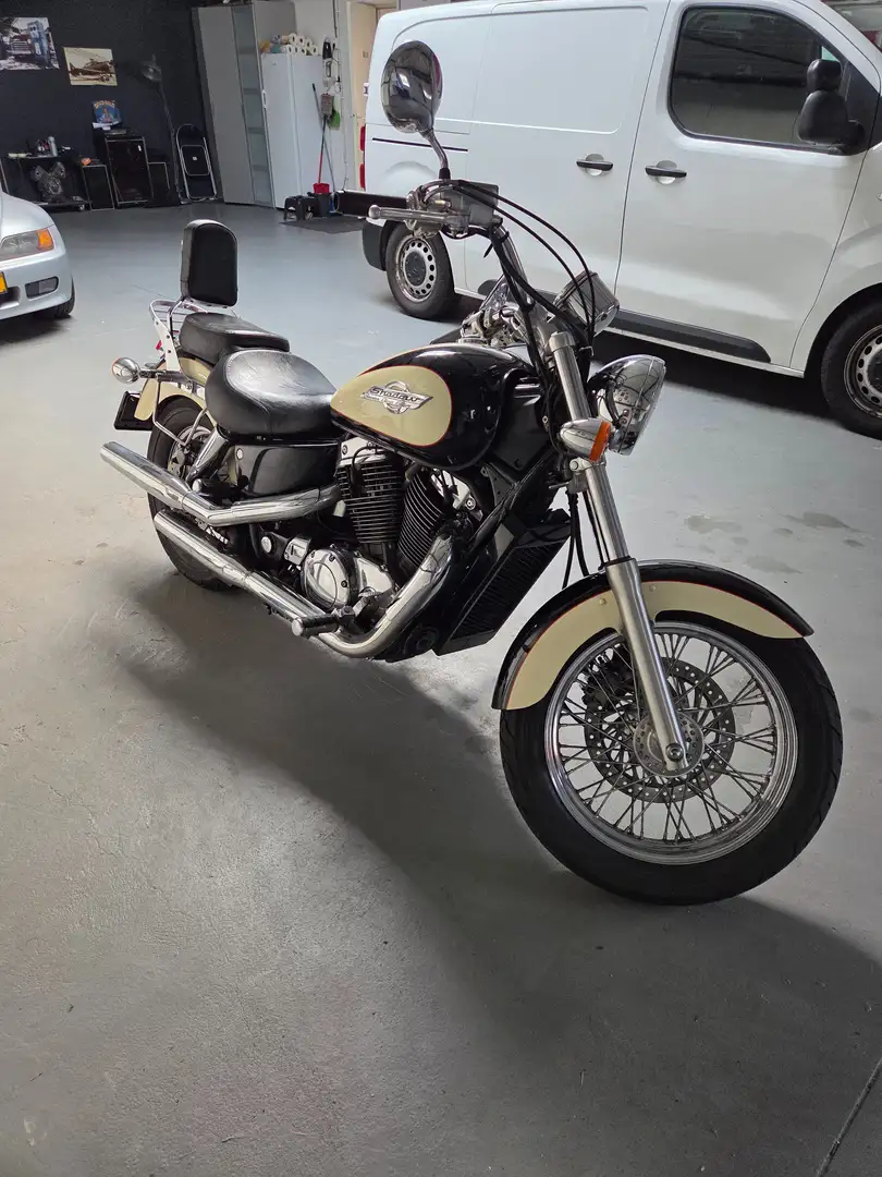 Honda VT 1100 C2 Noir - 2