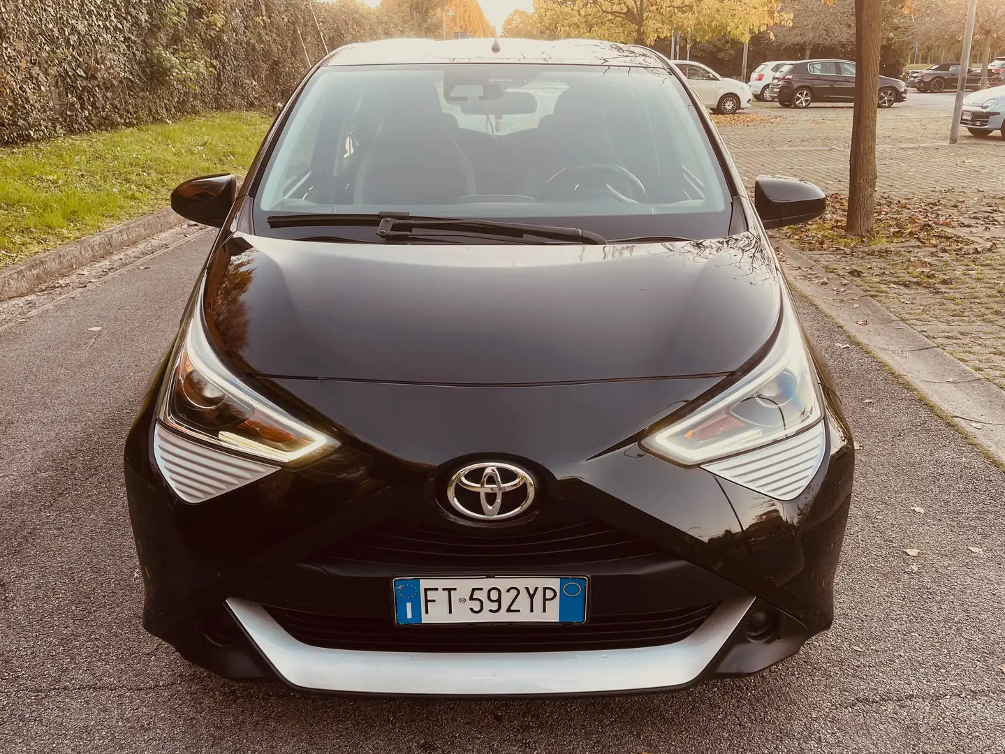 Toyota Aygo Aygo 5p 1.0 x-play 72cv Nero - 2