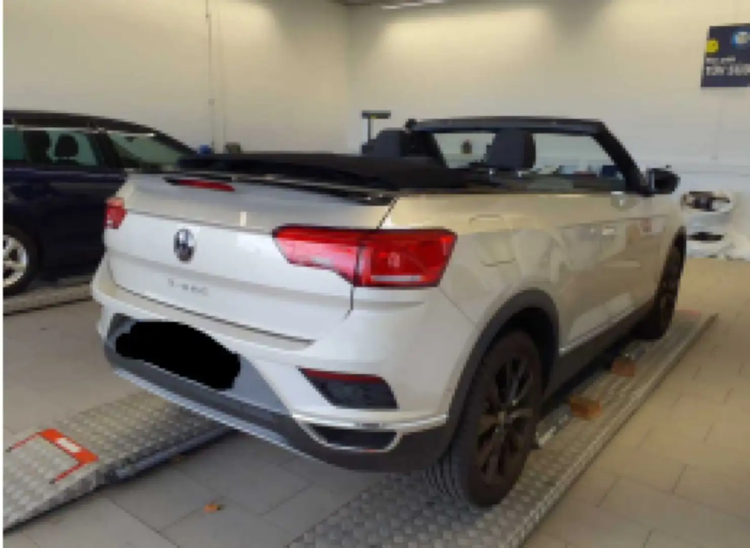 Volkswagen T-Roc 1.5TSI DSG*BlackStyle*NAVI*LED*S Argent - 2