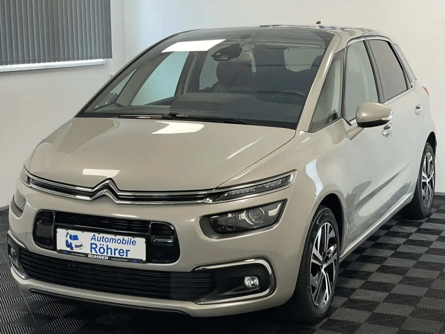 Citroen C4 Spacetourer Shine Navi Carplay Kamera Beige - 2