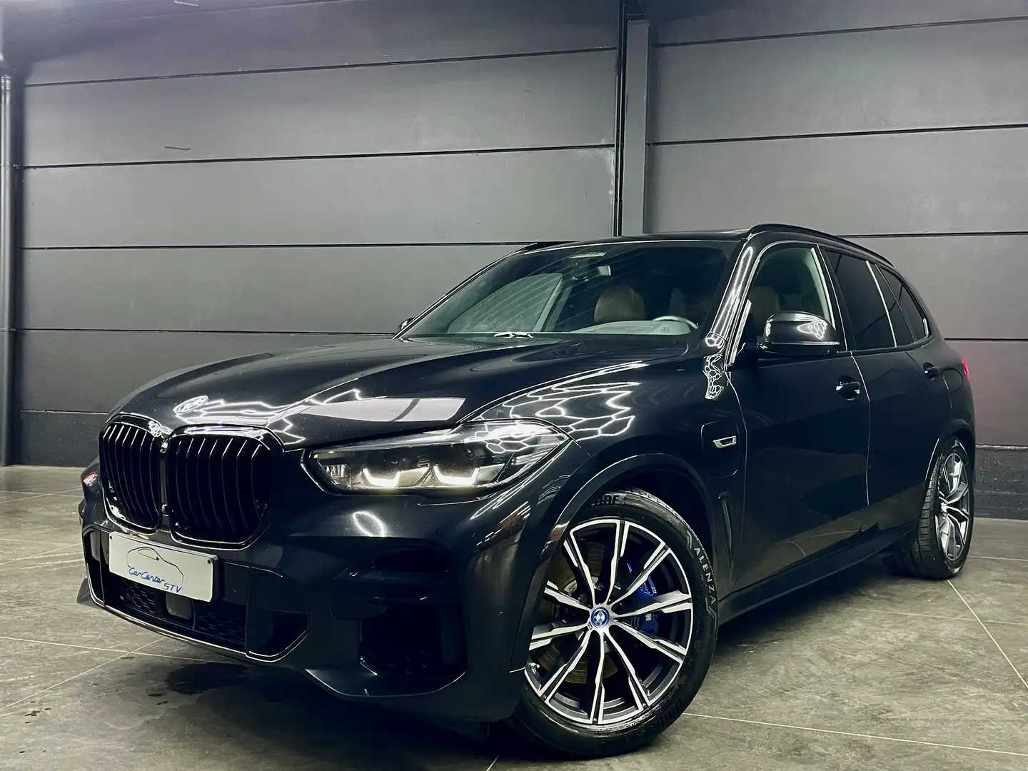 BMW X5 xDrive45e Hybrid / M Pack / FULL option / 2023 Noir - 1