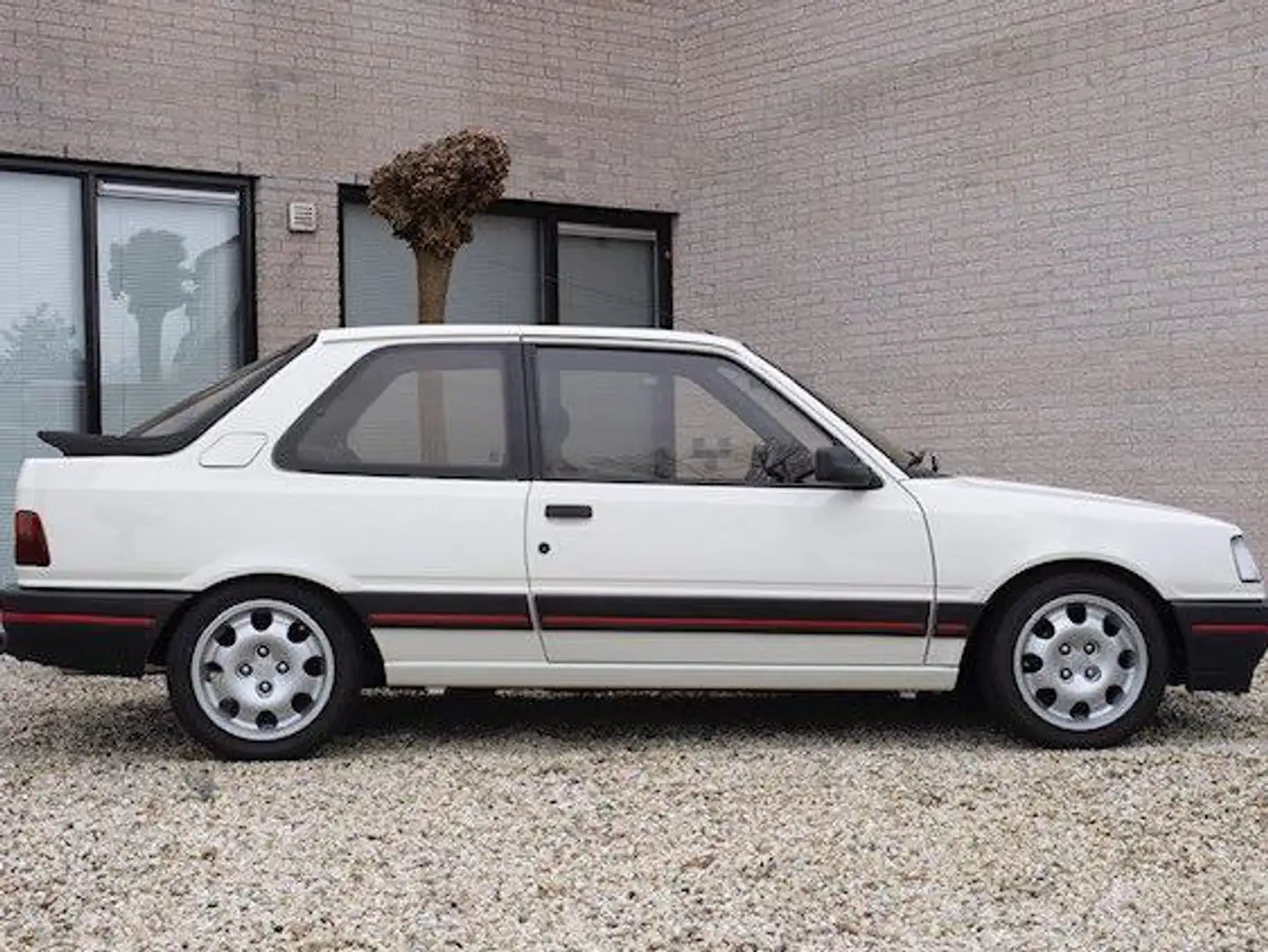 Peugeot 309 1.9 GTI Bílá - 2