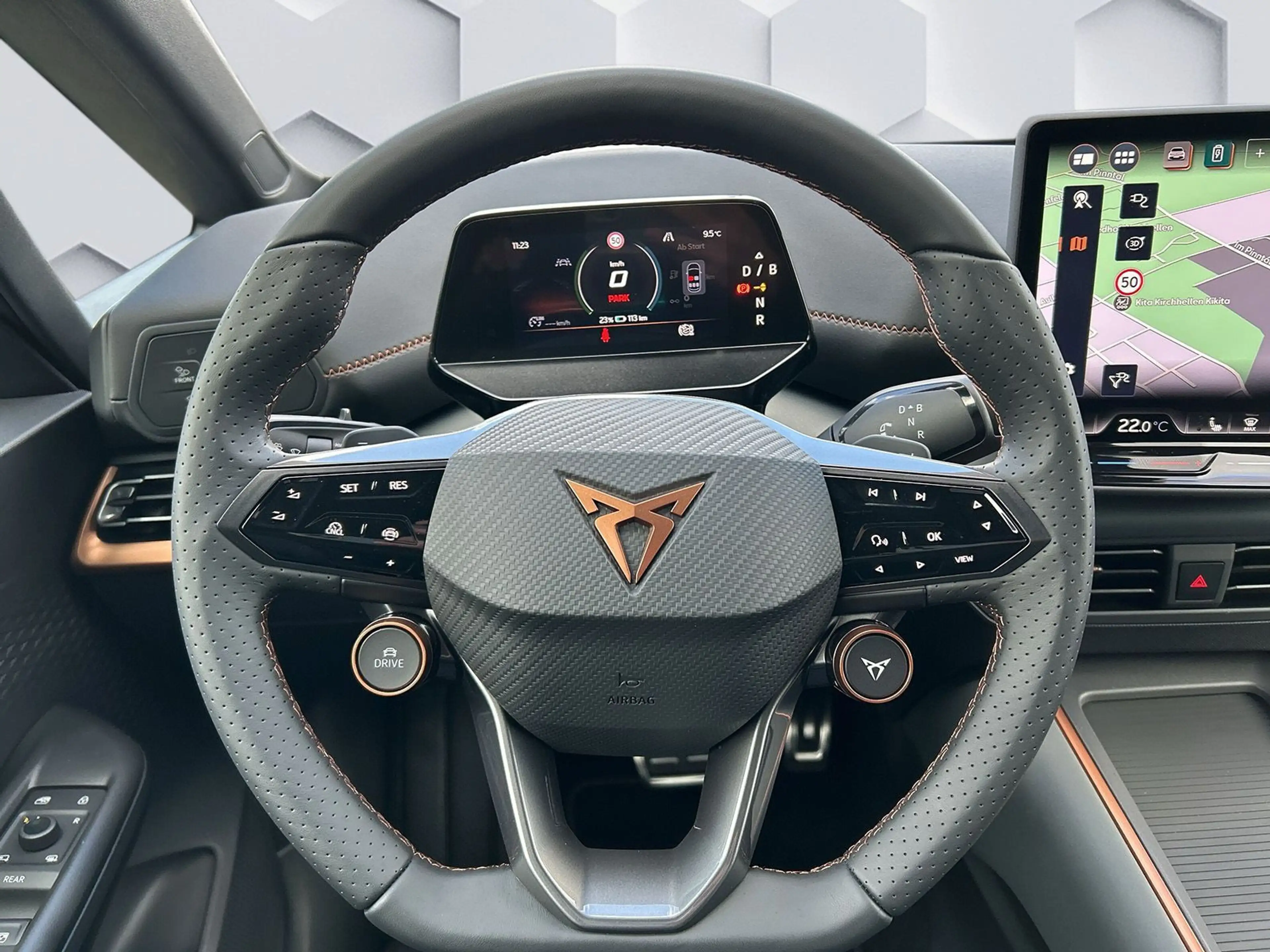 CUPRA Born VZ 79 kWh Wärmepumpe Navi Pilot M Tech L — photo 12