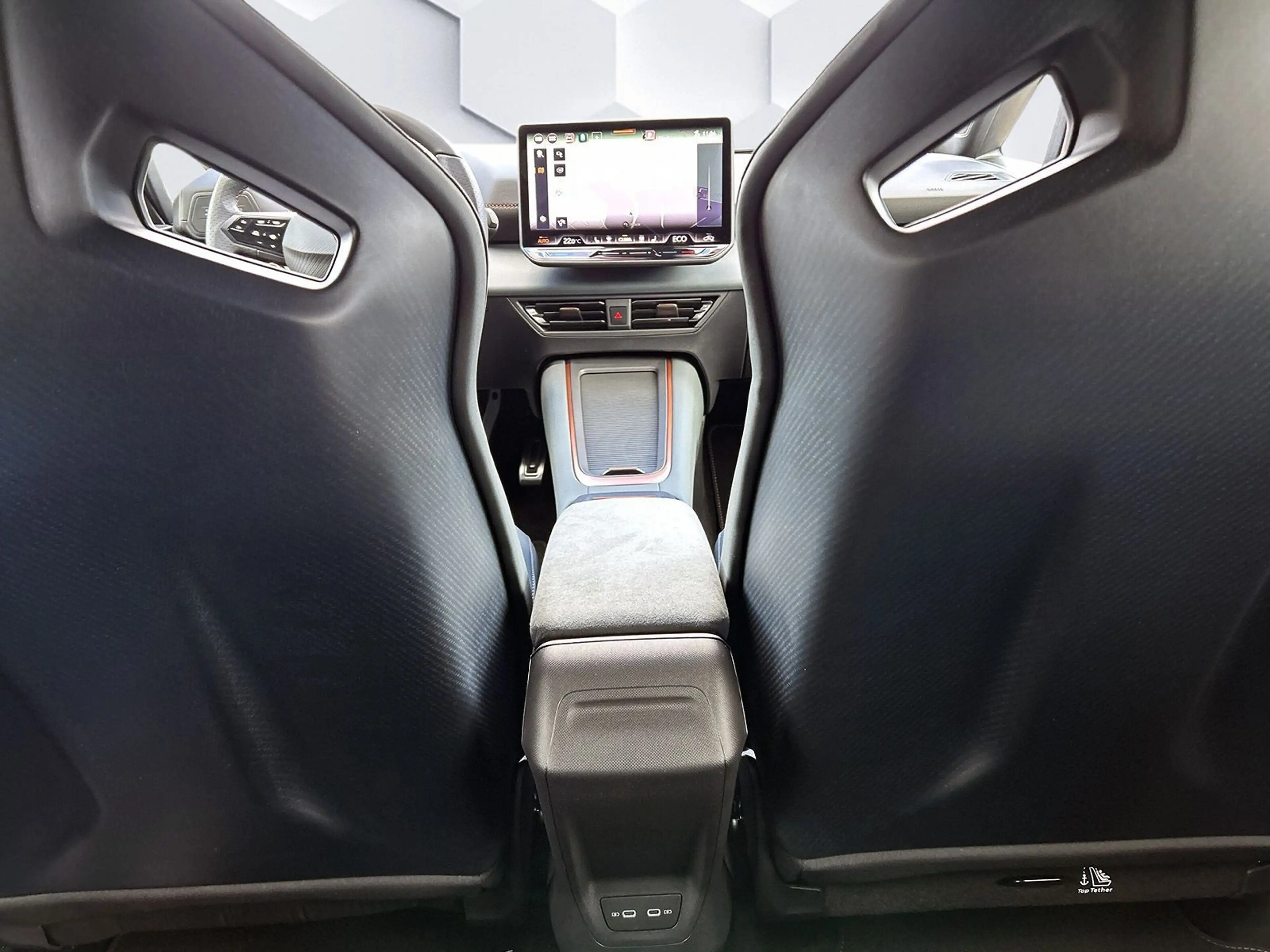 CUPRA Born VZ 79 kWh Wärmepumpe Navi Pilot M Tech L — photo 9
