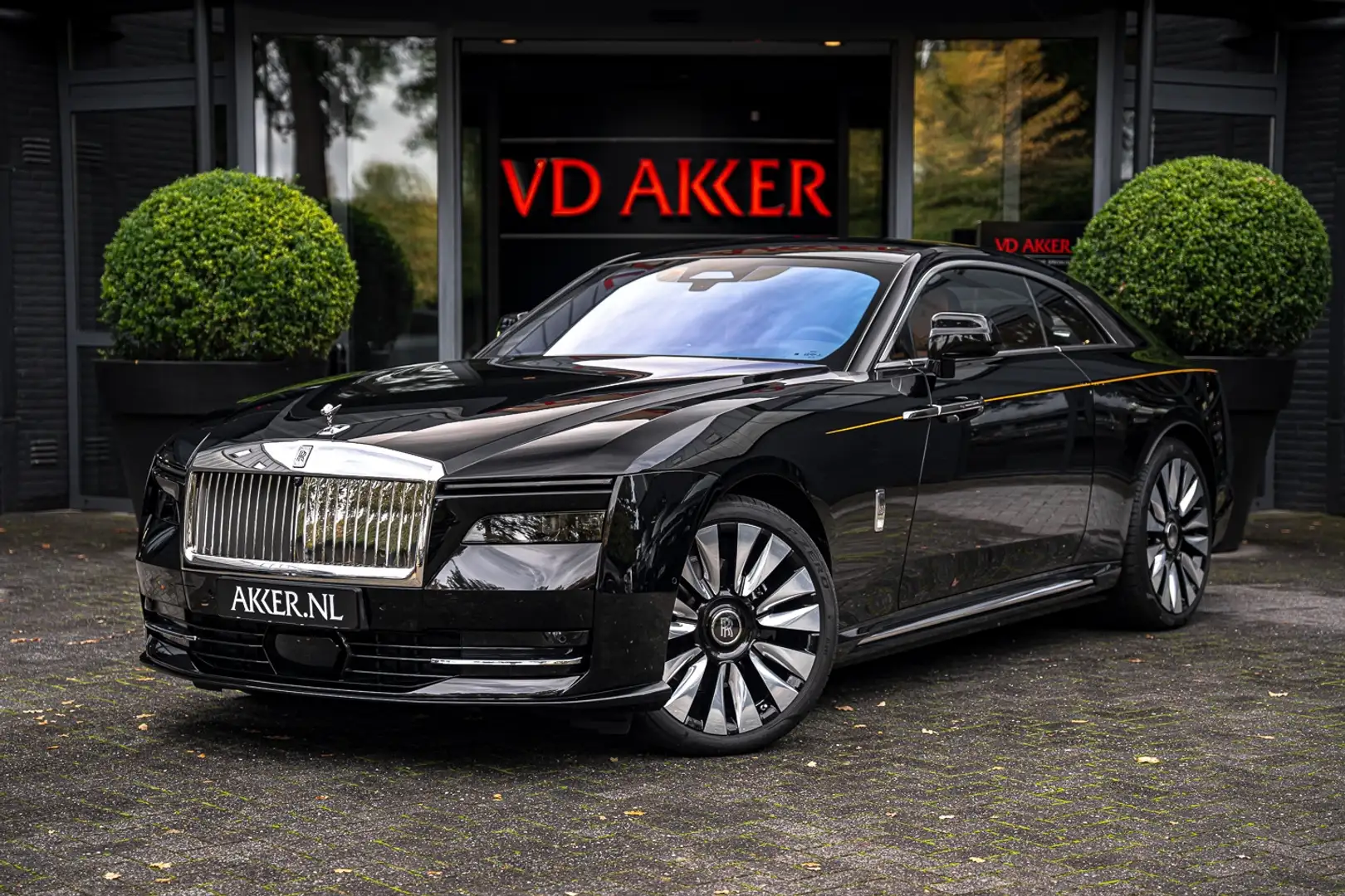 Rolls-Royce Spectre 632 pk | Shooting Star | Massage | Bespoke Audio | Noir - 1