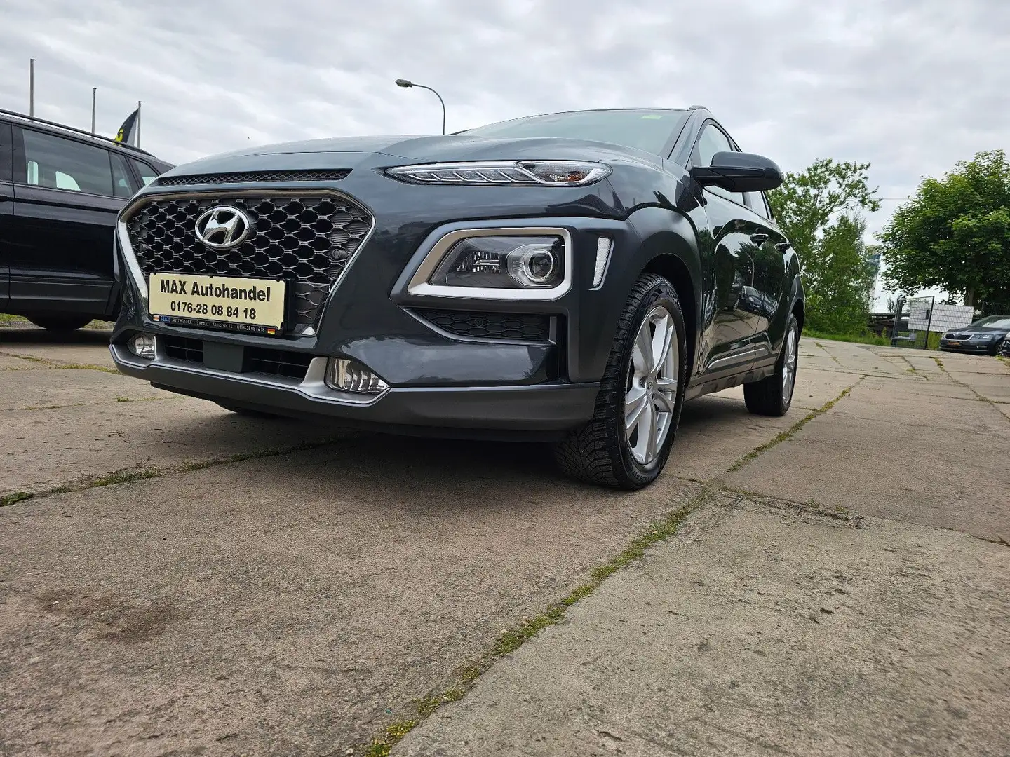 Hyundai KONA Premium 4WD Gris - 2