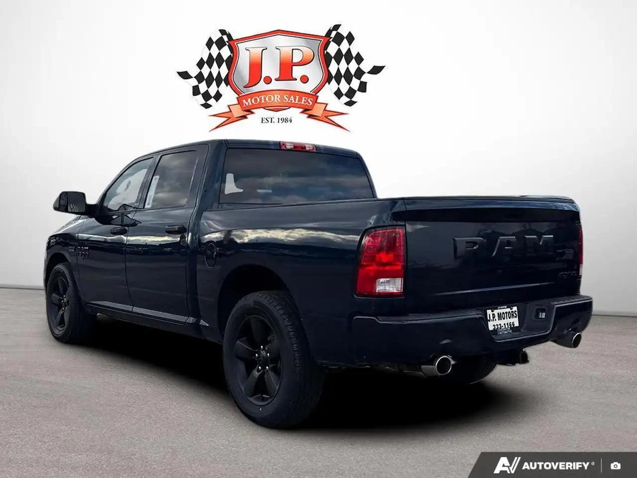 RAM 1500 снимка RAM 1500