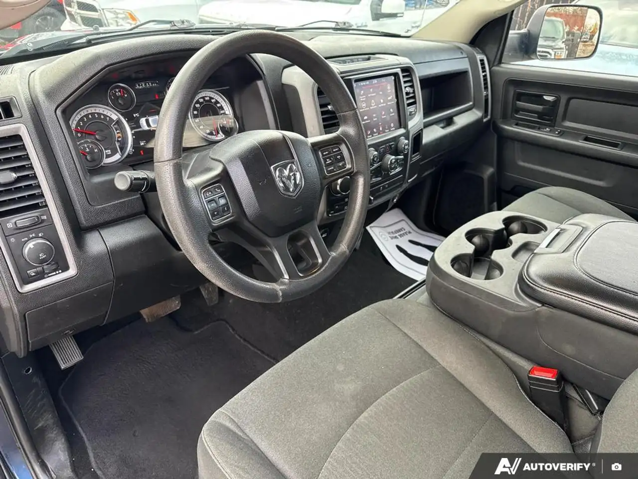 RAM 1500 снимка RAM 1500