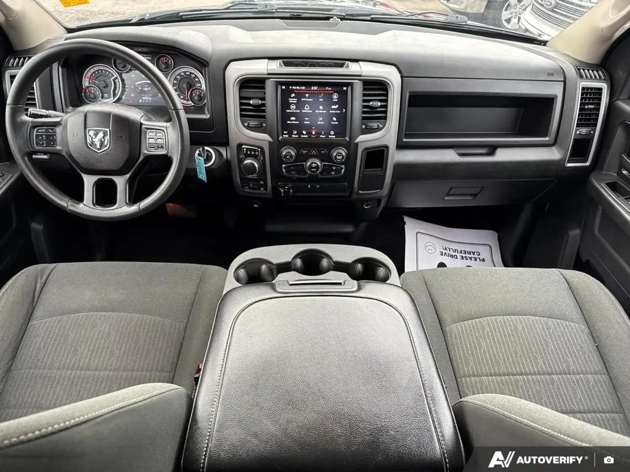 RAM 1500 снимка RAM 1500