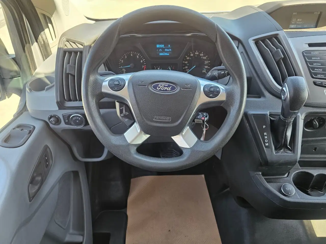 Ford Transit Passenger Wagon снимка Ford Transit Passenger Wagon