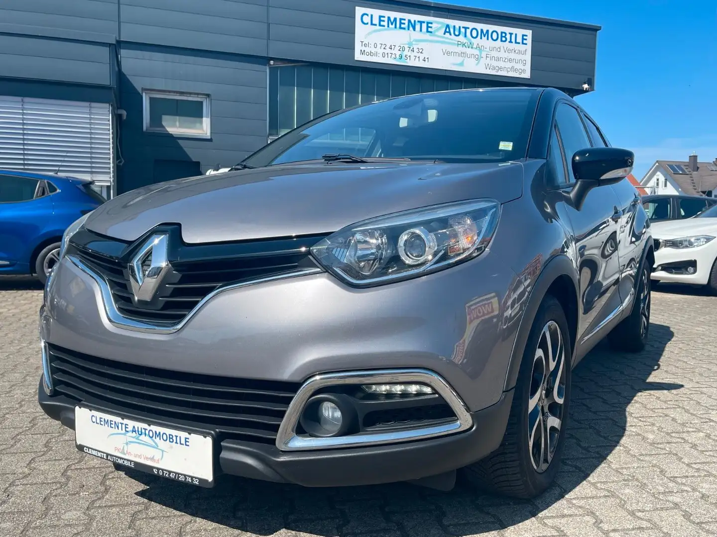 Renault Captur Luxe 1.5 DCI 0*Navi*Bluetooth*PDC*SHZ*LM* Grau - 1