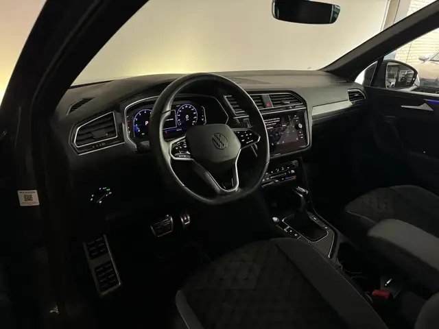 Volkswagen Tiguan view 8