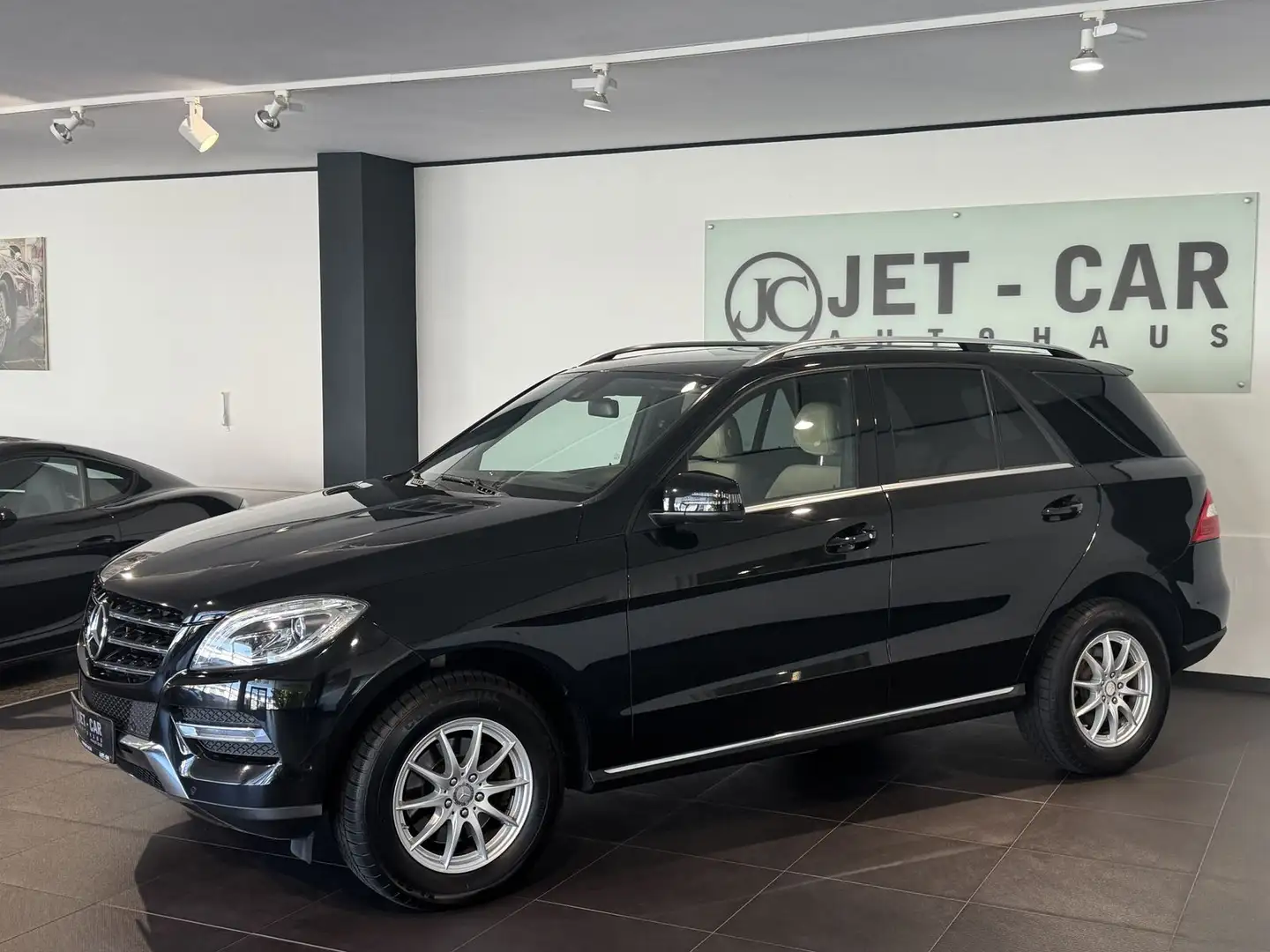 Mercedes-Benz ML 350 CDI BlueTec *ILS-Comand-Leder* Noir - 1