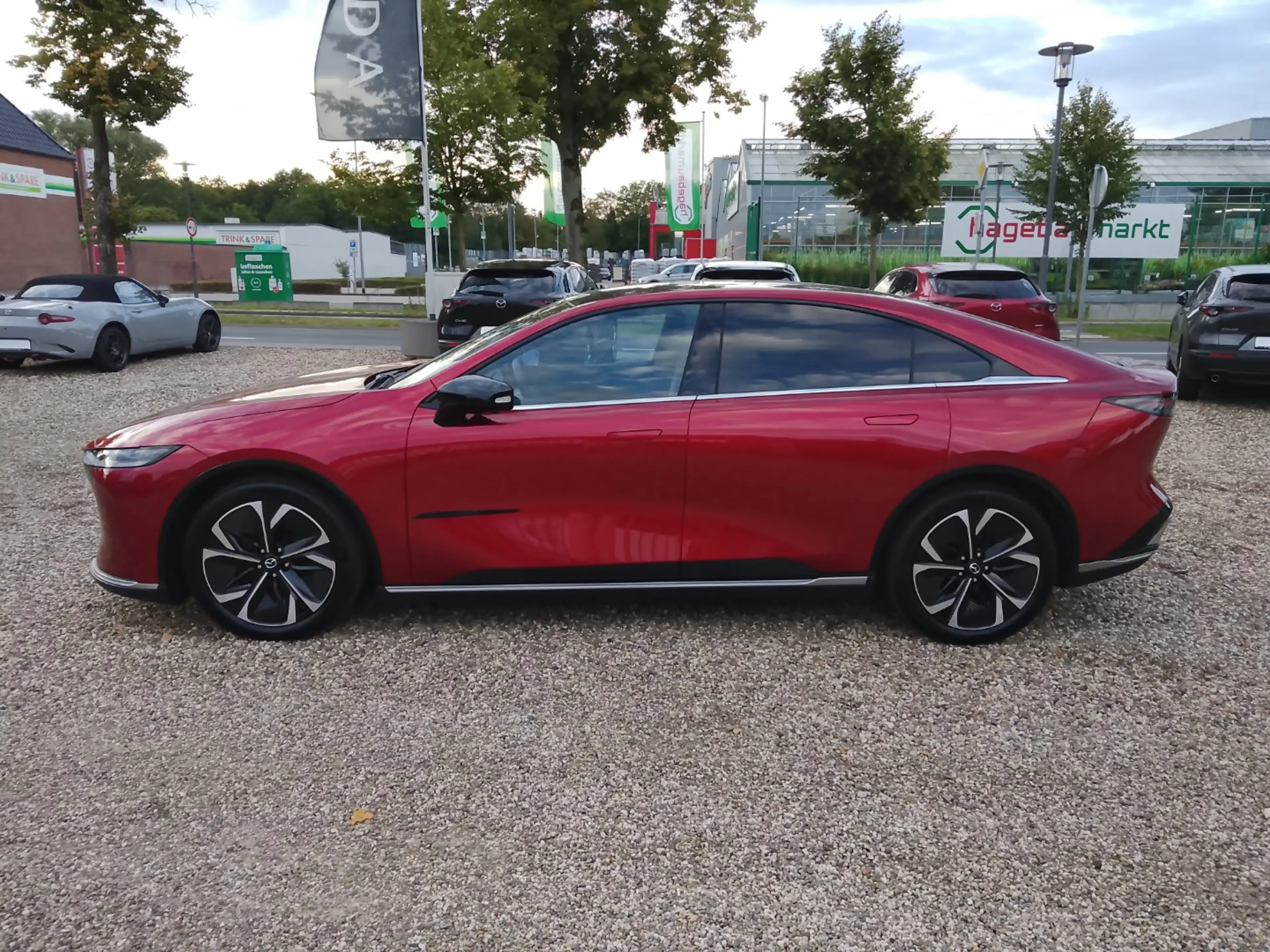 Mazda 6e 5HB EV 258ps 1AT RWD Takumi — photo 2