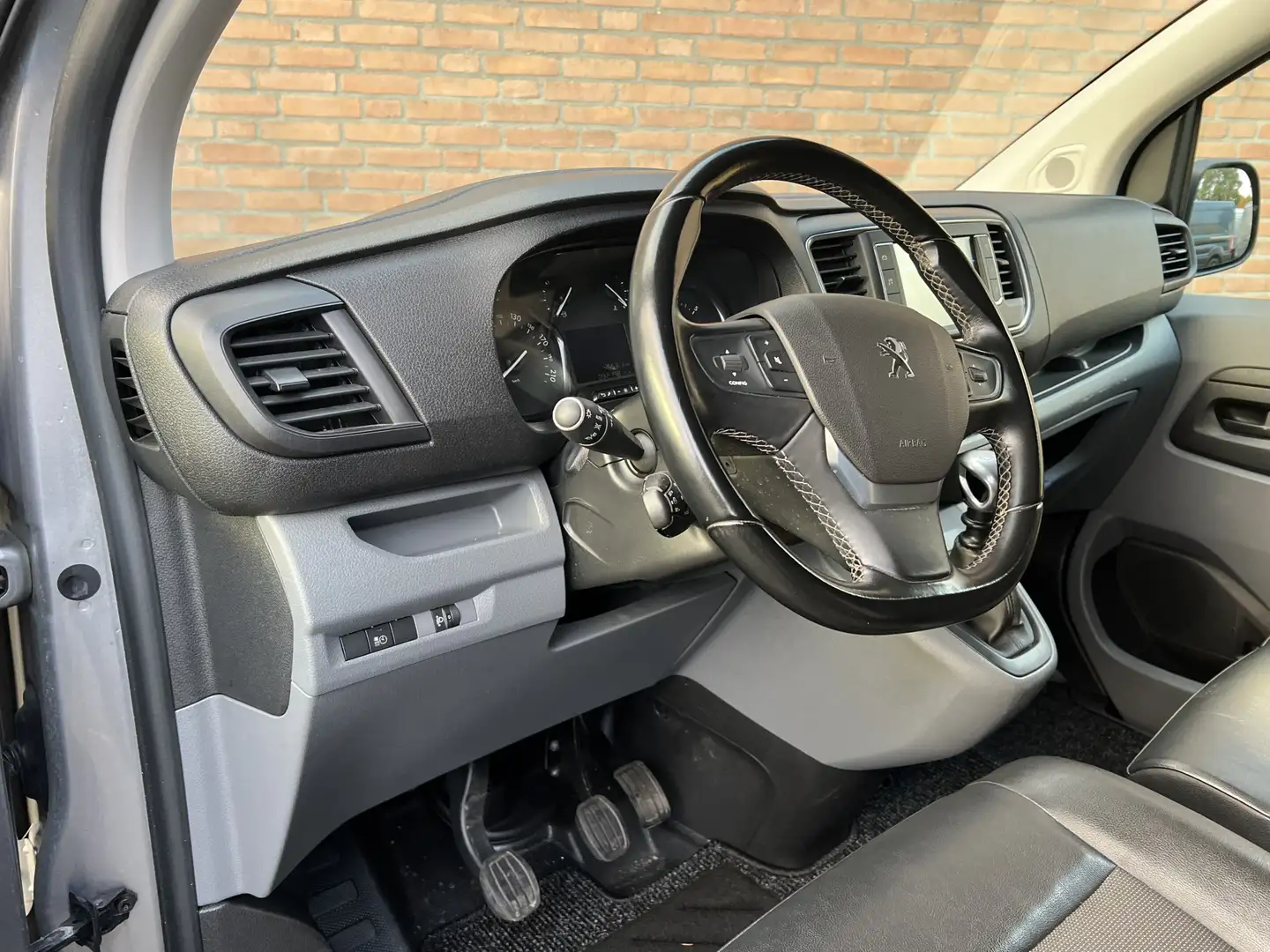 Peugeot Expert 2.0BlueHDI 120PK Lang / Carplay / Camera / Cruisec Gris - 2