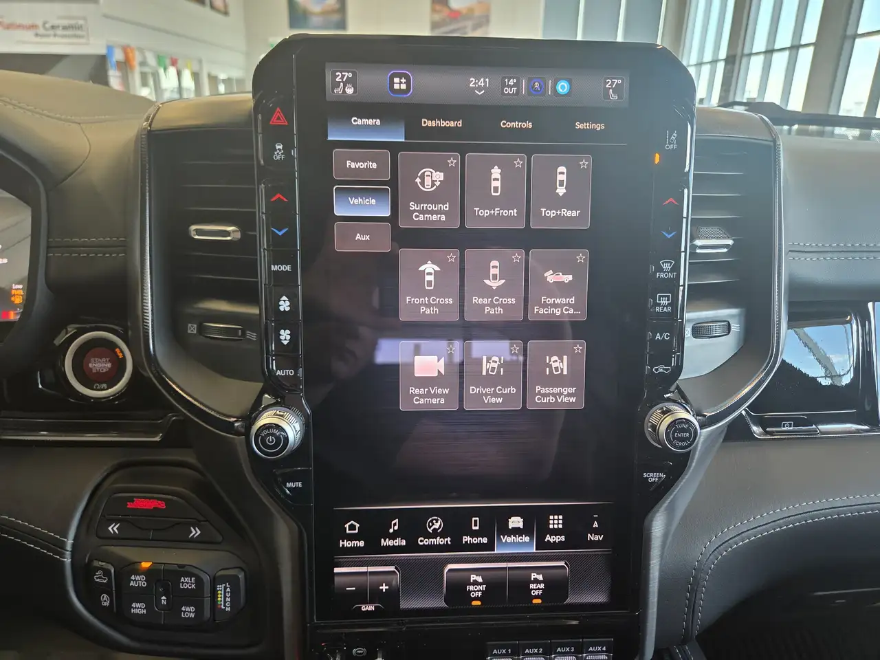 RAM 1500 снимка RAM 1500
