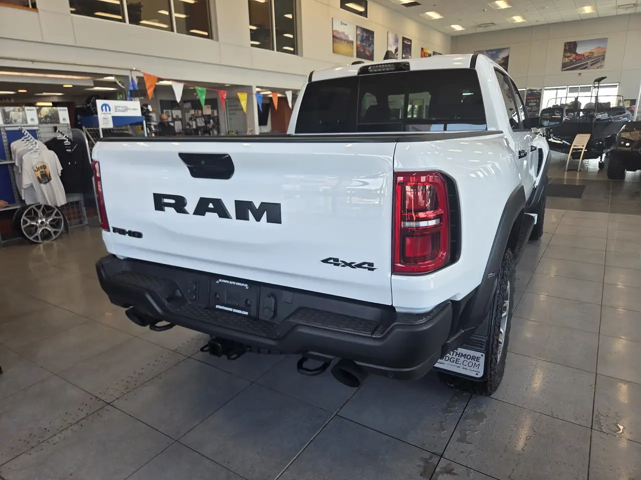 RAM 1500 снимка RAM 1500