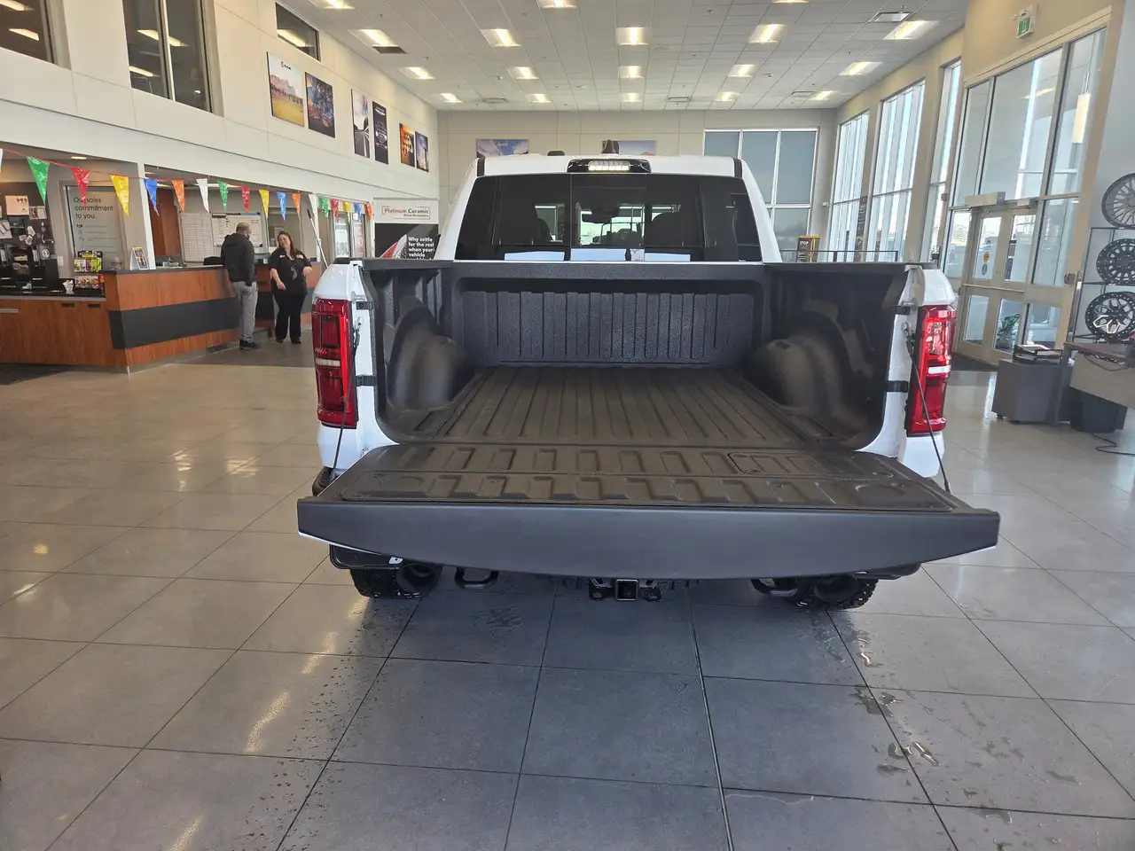 RAM 1500 снимка RAM 1500