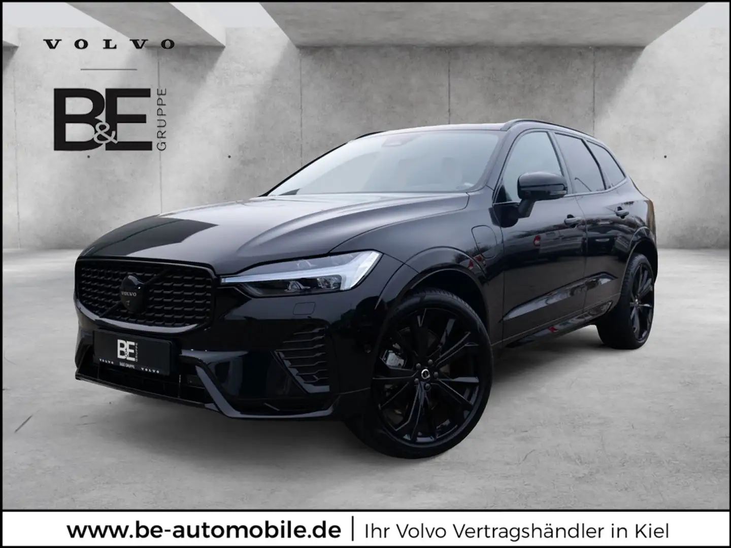 Volvo XC60 T8 Plus Black Edition Recharge Plug-In Hybrid AWD Schwarz - 1