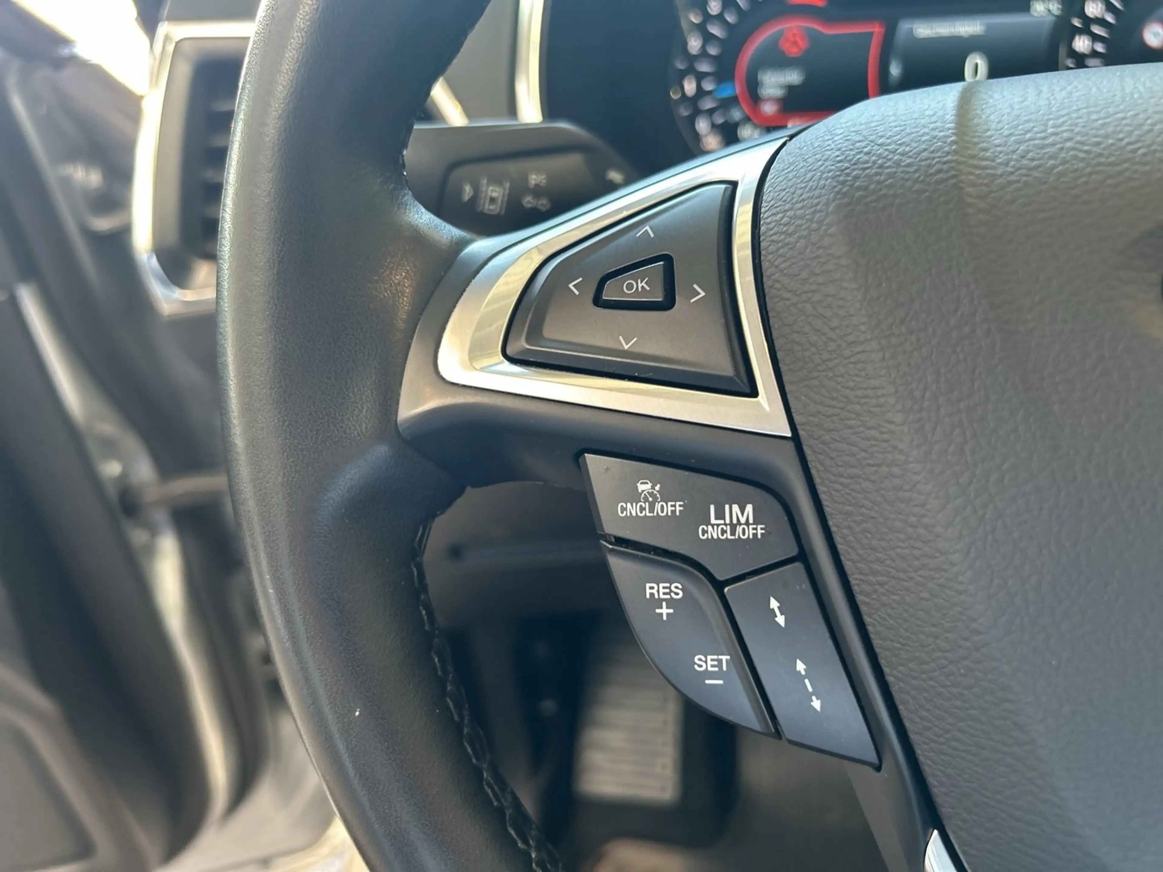 Ford Galaxy 2,0 EcoBlue Titanium Aut. — photo 15