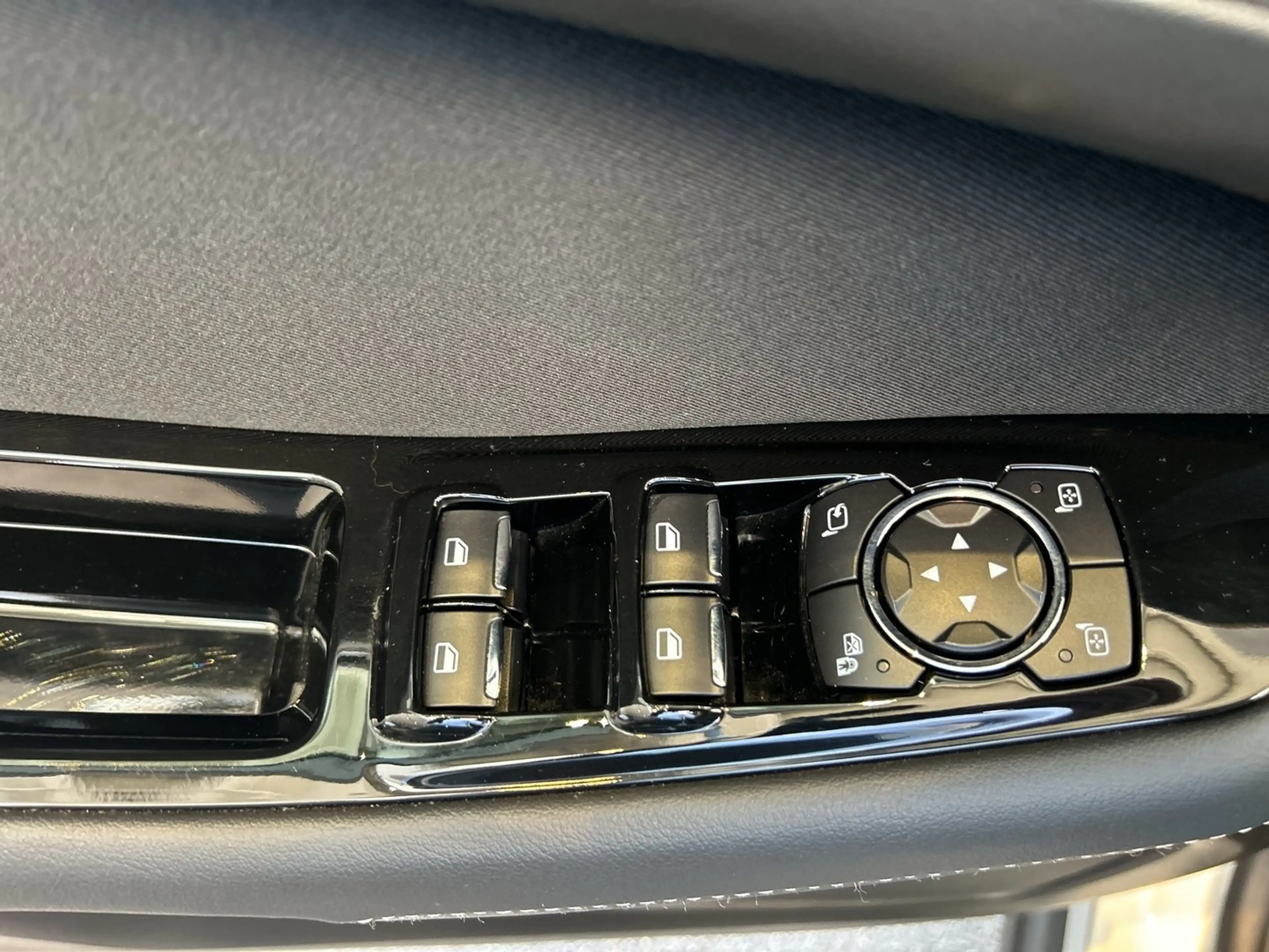 Ford Galaxy 2,0 EcoBlue Titanium Aut. — photo 14
