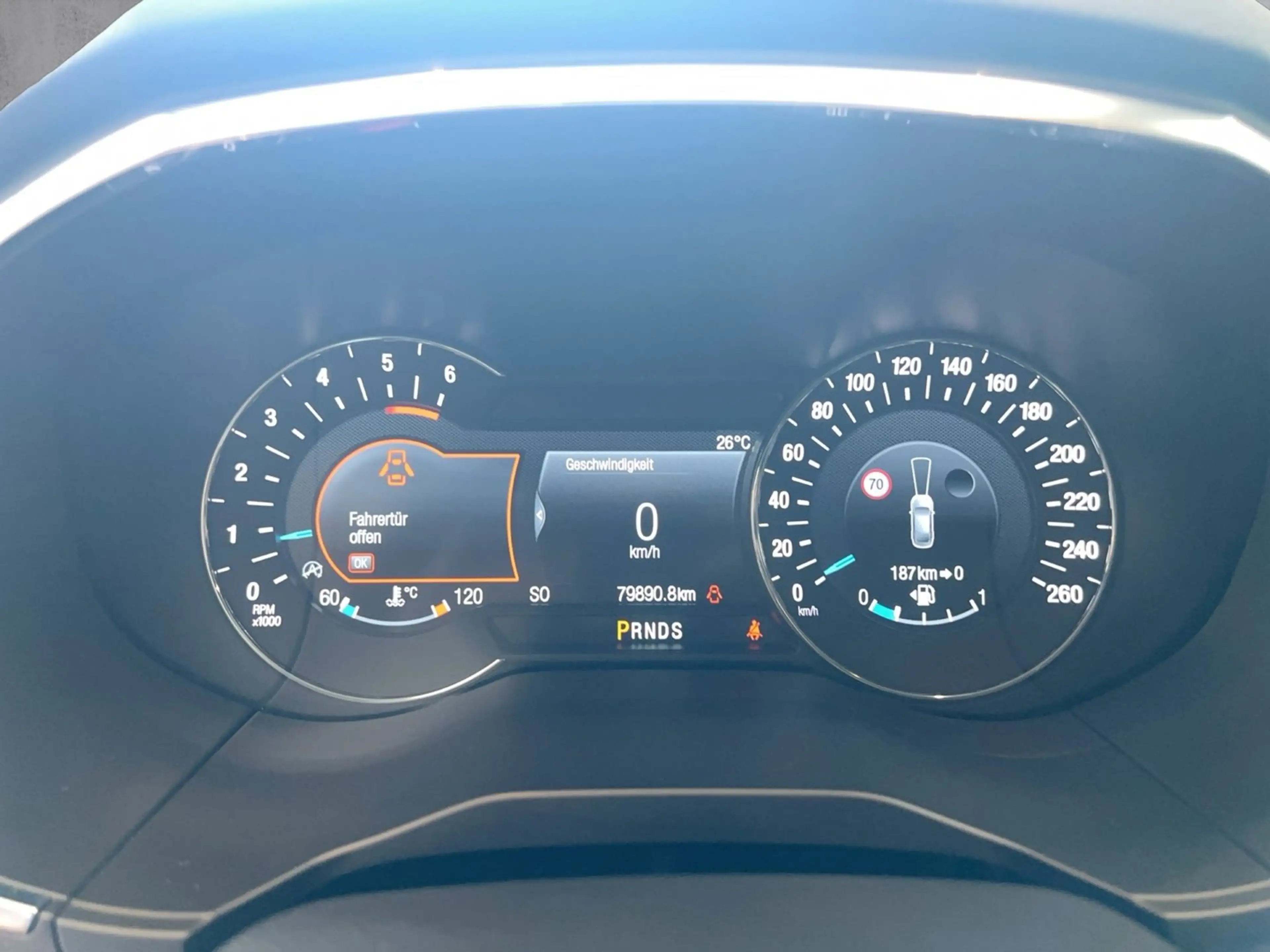 Ford Galaxy 2,0 EcoBlue Titanium Aut. — photo 10