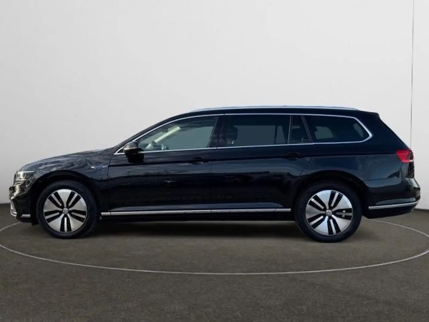 Volkswagen Passat Variant 1.4 TSI Plug-In Hybrid GTE Schwarz - 2