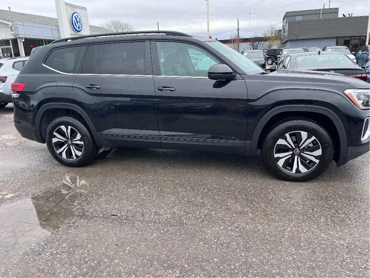 Volkswagen Atlas снимка Volkswagen Atlas