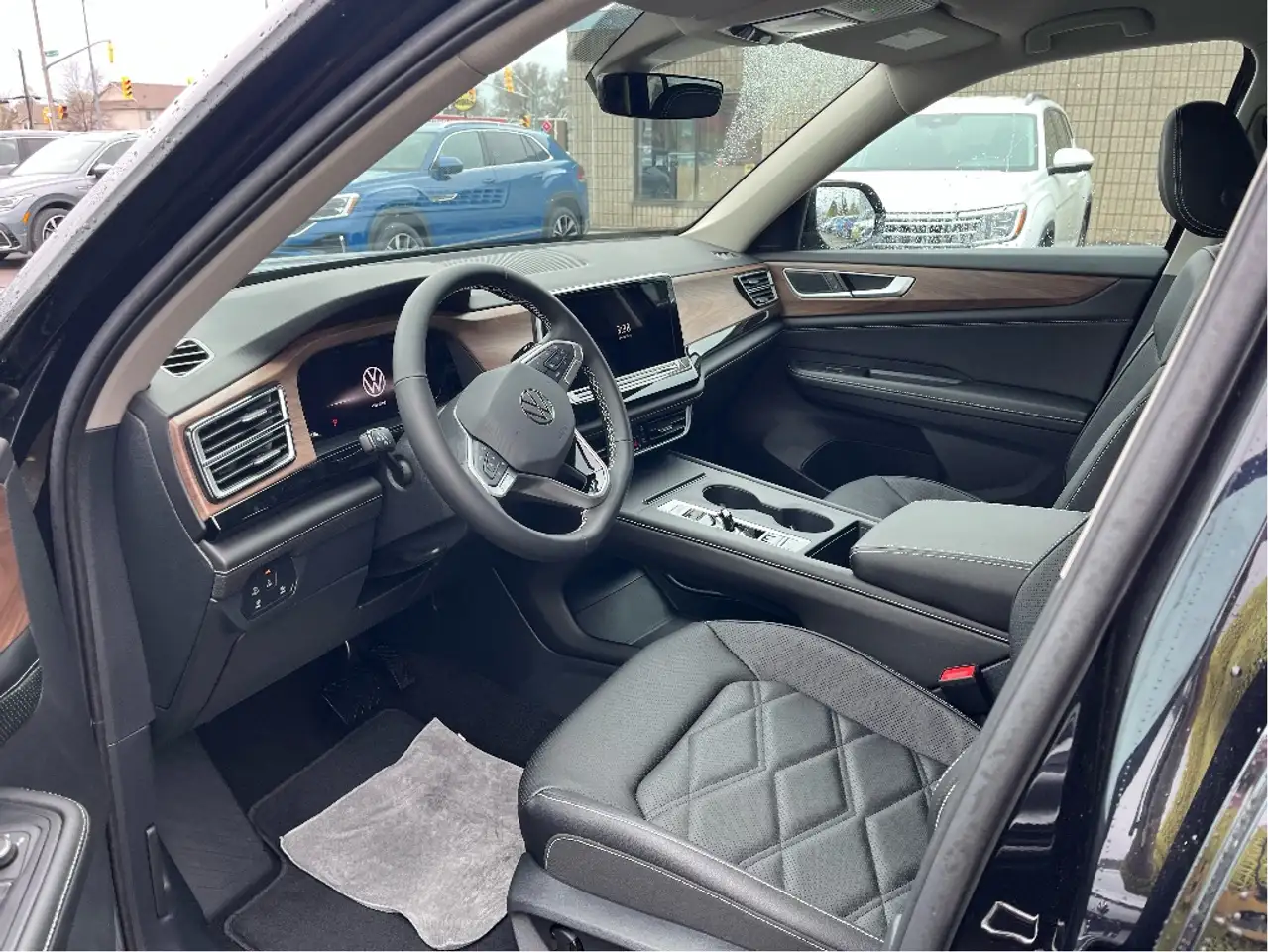 Volkswagen Atlas снимка Volkswagen Atlas
