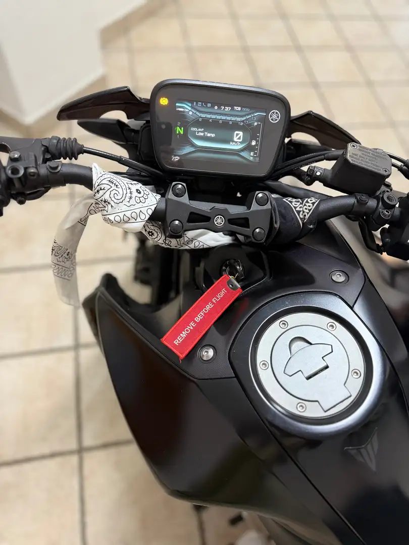 Yamaha MT-125 Negru - 2