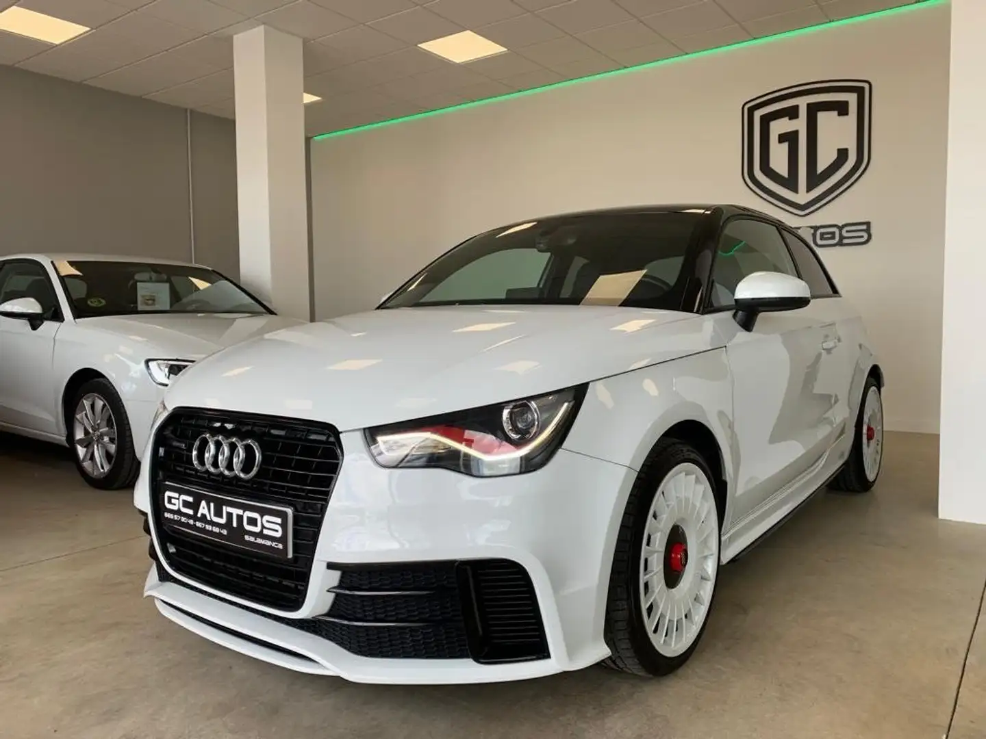 Audi S1 2.0 TFSI quattro Blanco - 2