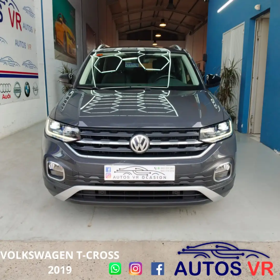 Volkswagen T-Cross 1.0 TSI Sport DSG7 85kW Gris - 2