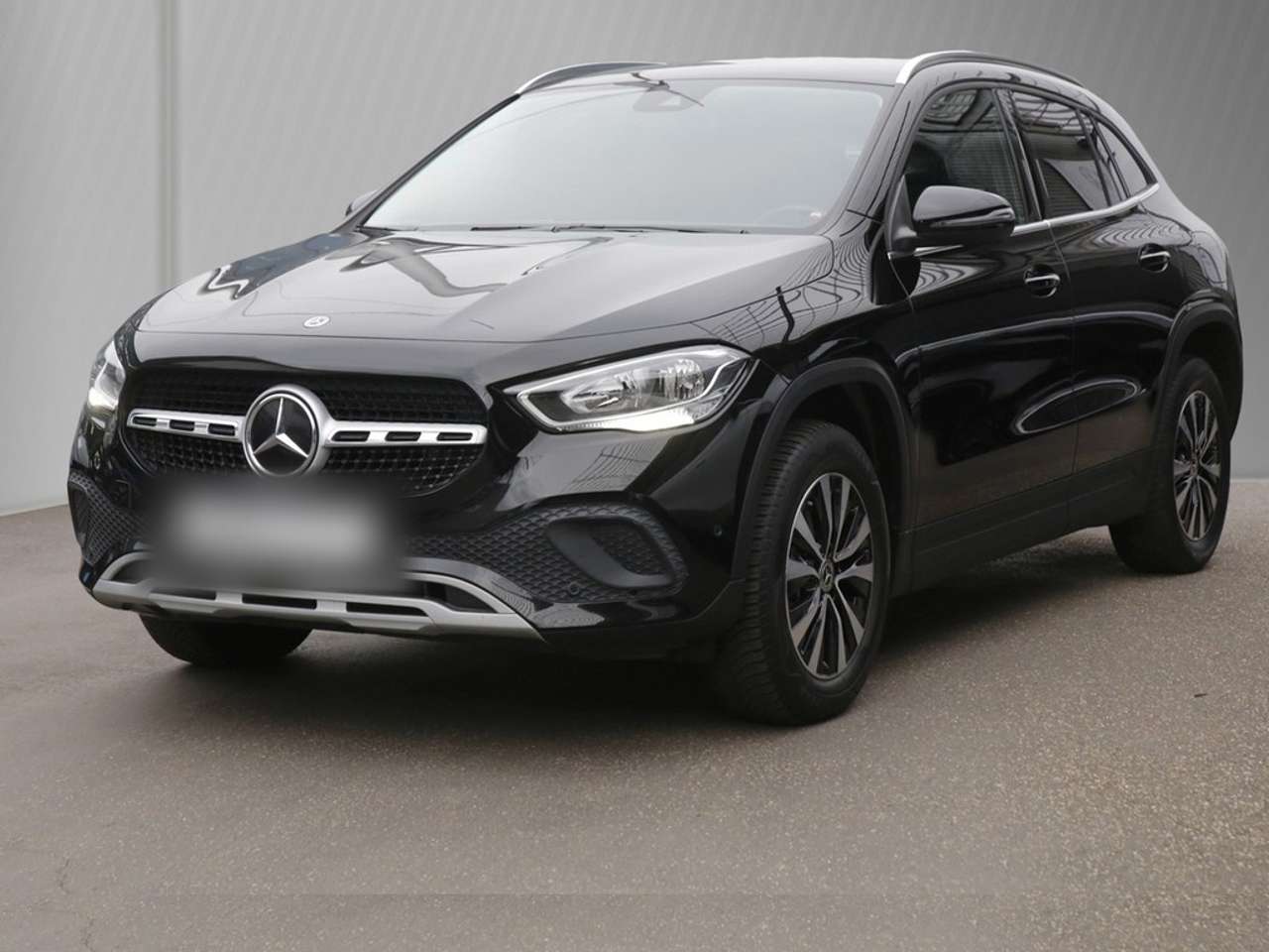 Mercedes-Benz-GLA 250-e Style AHK/Navi/SHZ