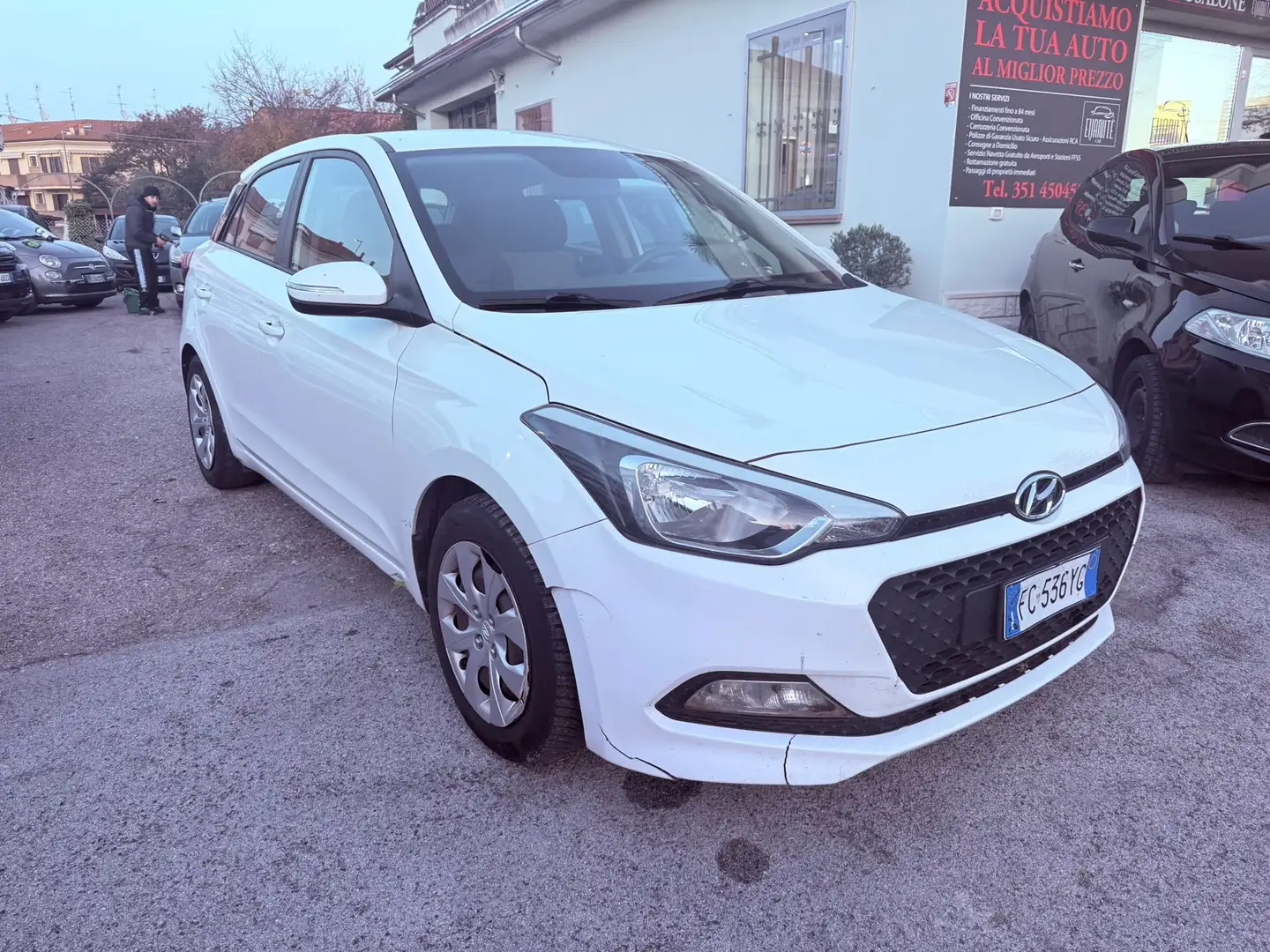 Hyundai i20 i20 II 2015 5p 1.2 Classic 75cv Wit - 2