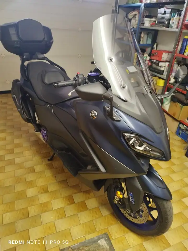 Yamaha Tmax 560