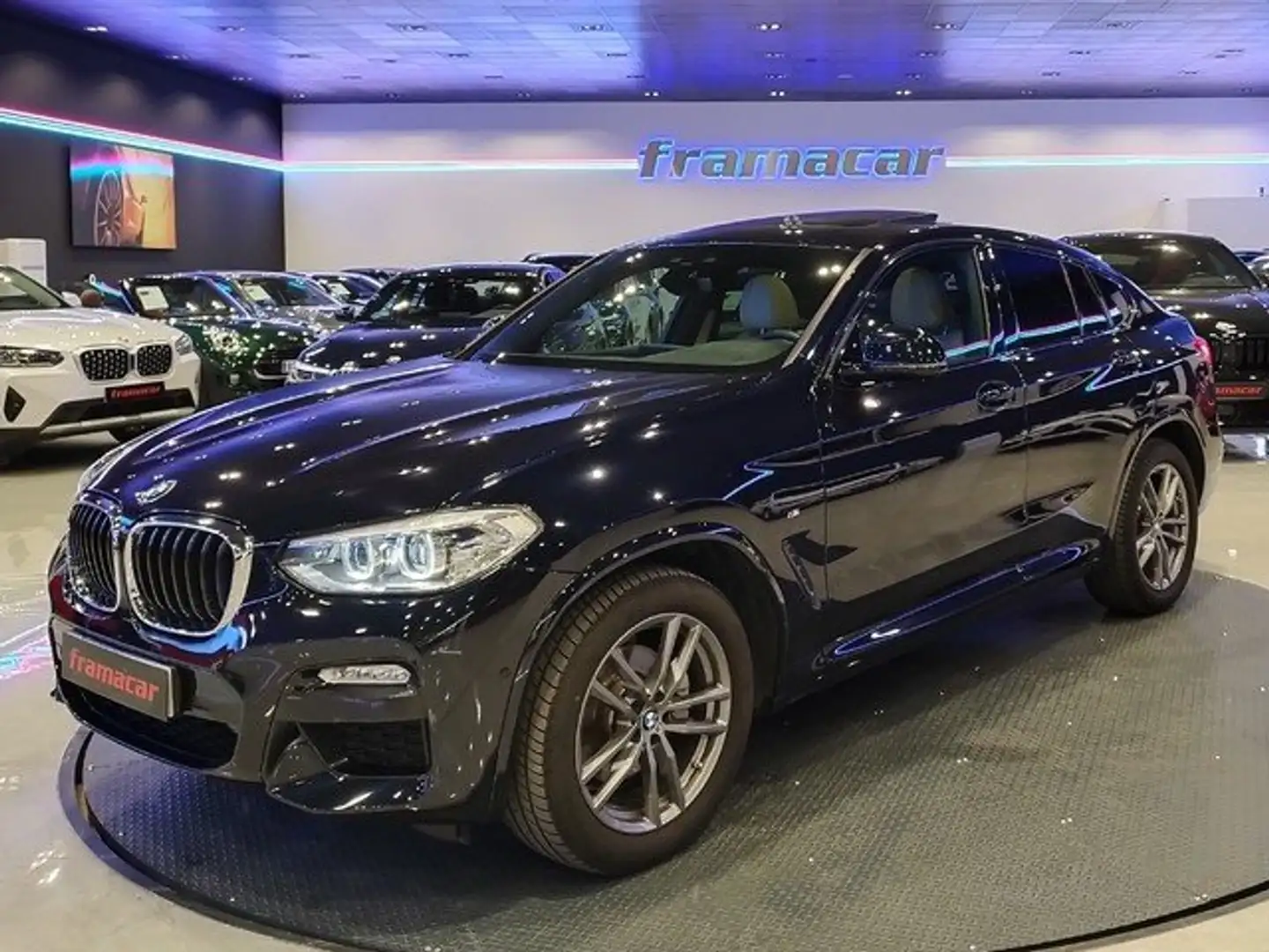 BMW X4 xDrive 20dA Negro - 1