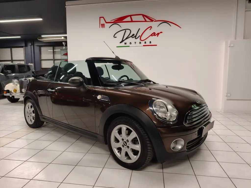 Mini One Cabrio 2010 из Европы — купить под ключ