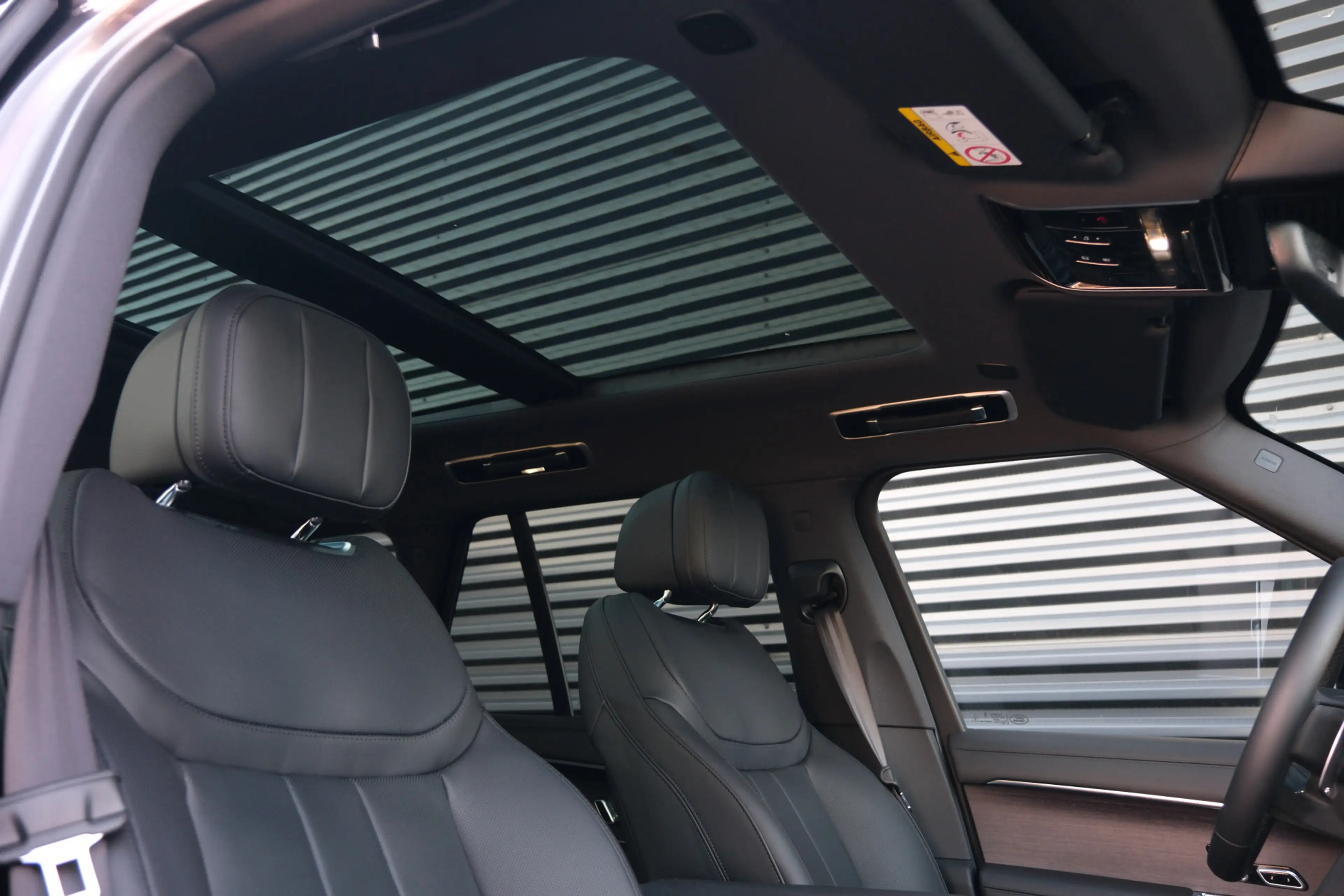 Land Rover Range Rover 3.0 P460e HSE | NP € 177.312,- | Elektrische trekh — photo 26