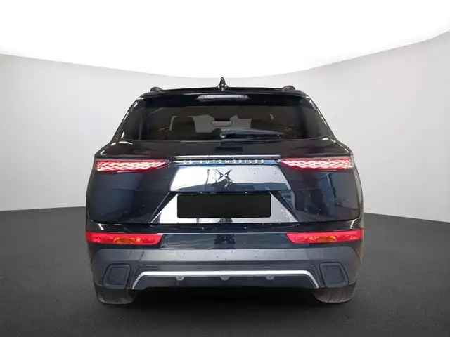DS Automobiles DS 7 view 3