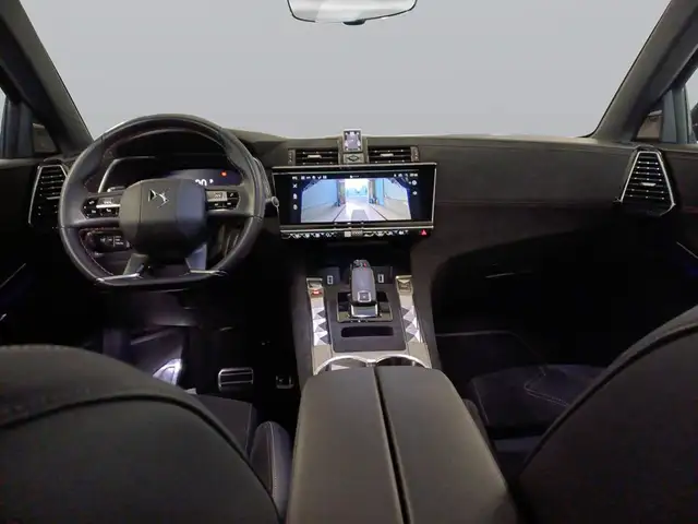 DS Automobiles DS 7 view 10