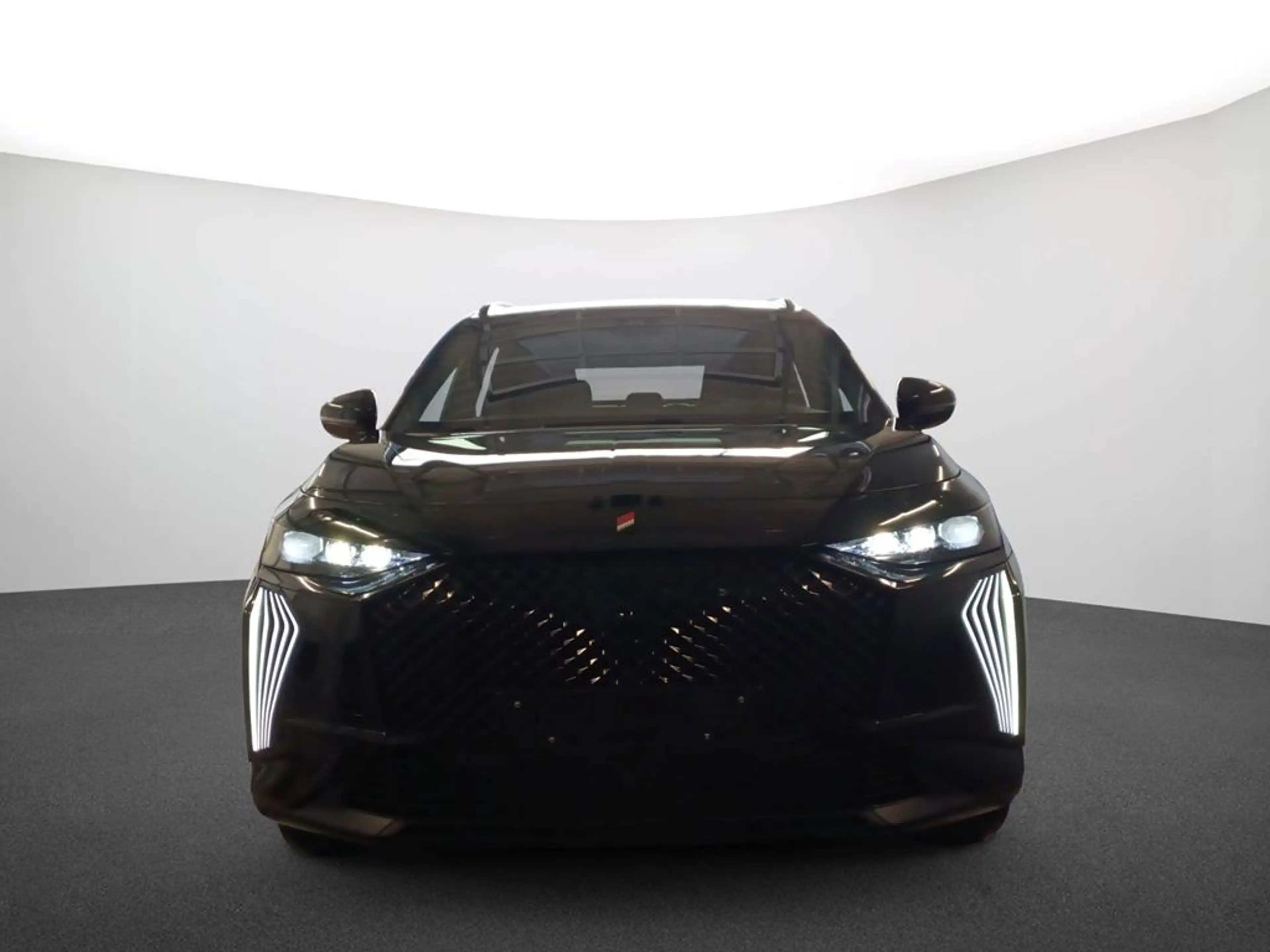 DS Automobiles DS 7 Performance Line+ Blue HDI 130 — photo 2