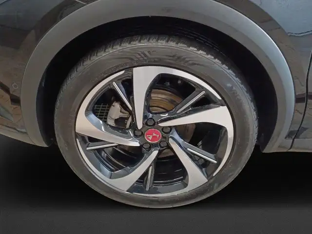 DS Automobiles DS 7 view 8