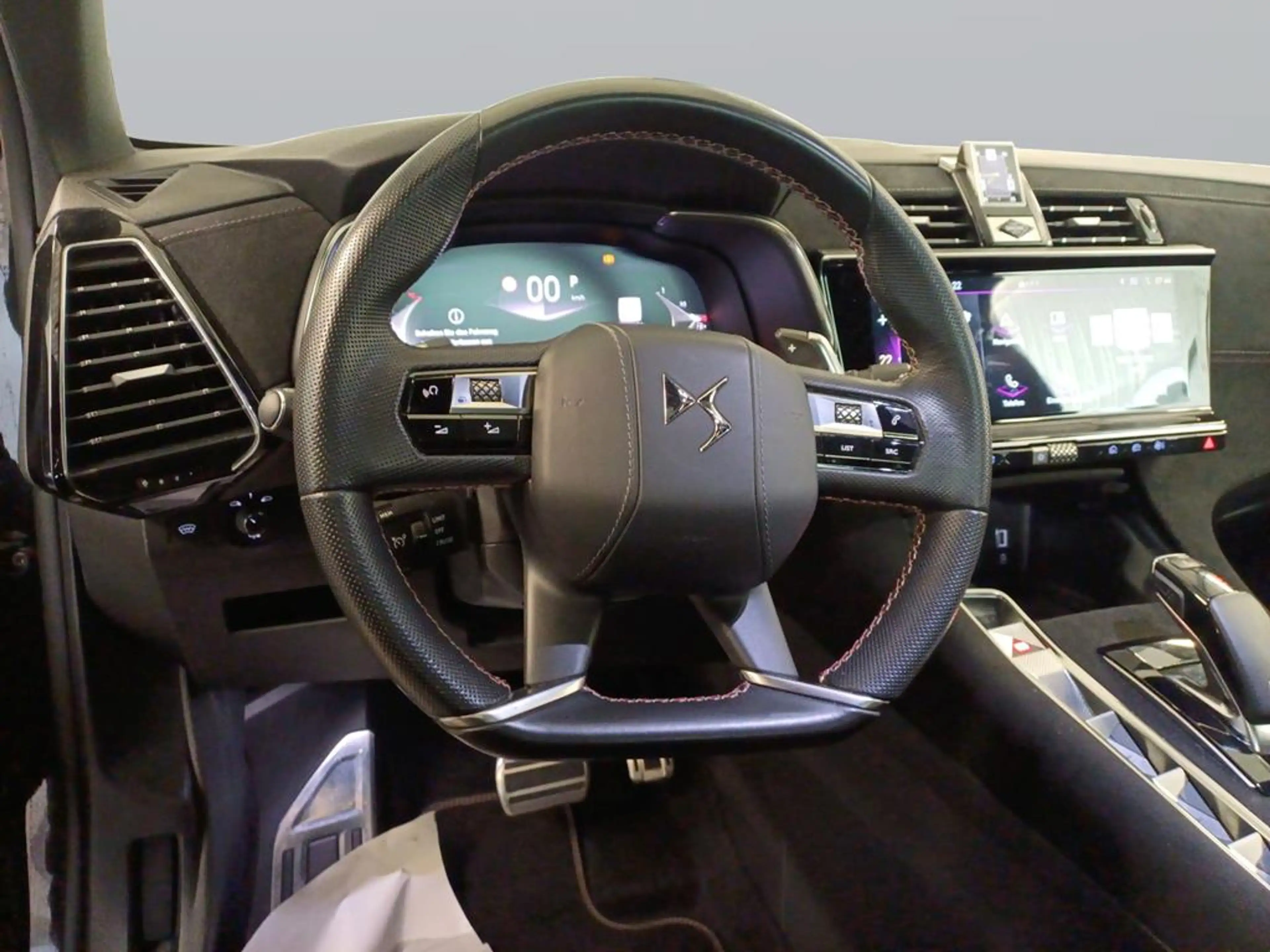 DS Automobiles DS 7 Performance Line+ Blue HDI 130 — photo 12