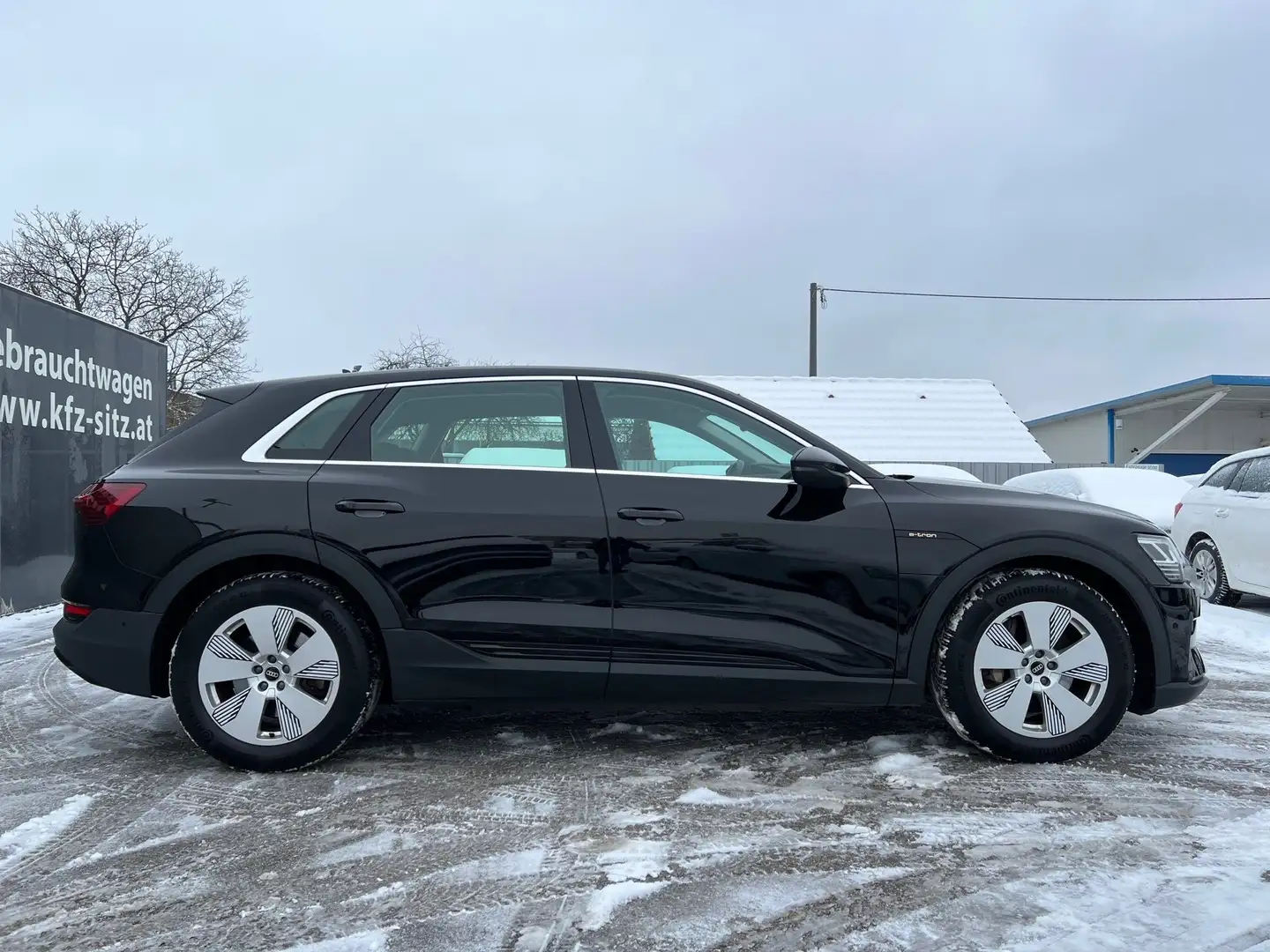 Audi e-tron 50 quattro | AHK**NP € 73.900 Schwarz - 2
