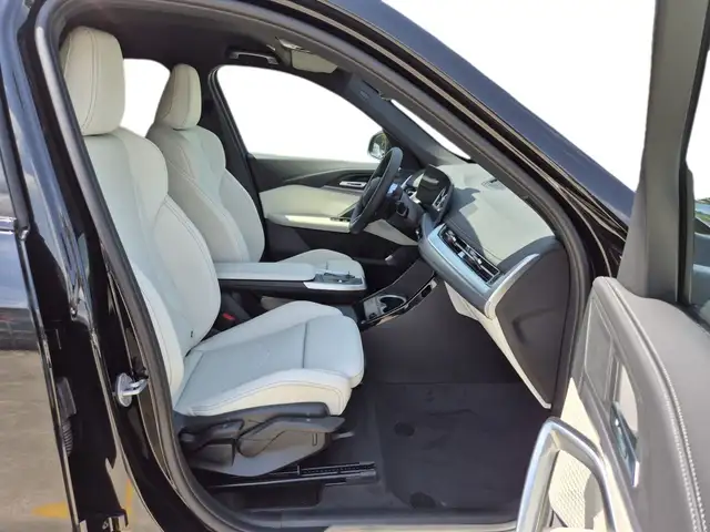 BMW X1 view 9