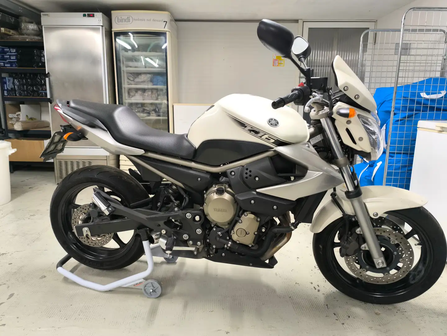 Yamaha XJ 600 usata a Peschiera del Garda per €
